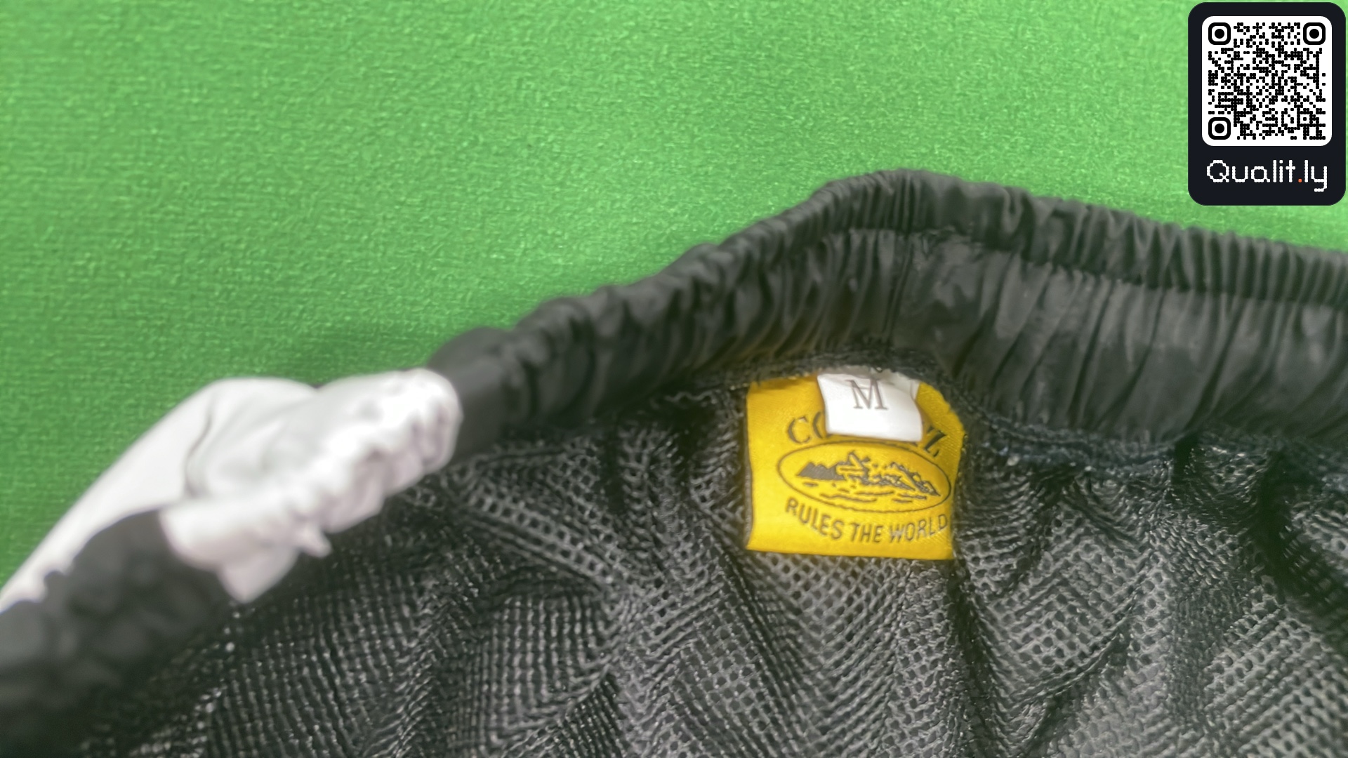 Jacke — QC-Foto 1 von 140