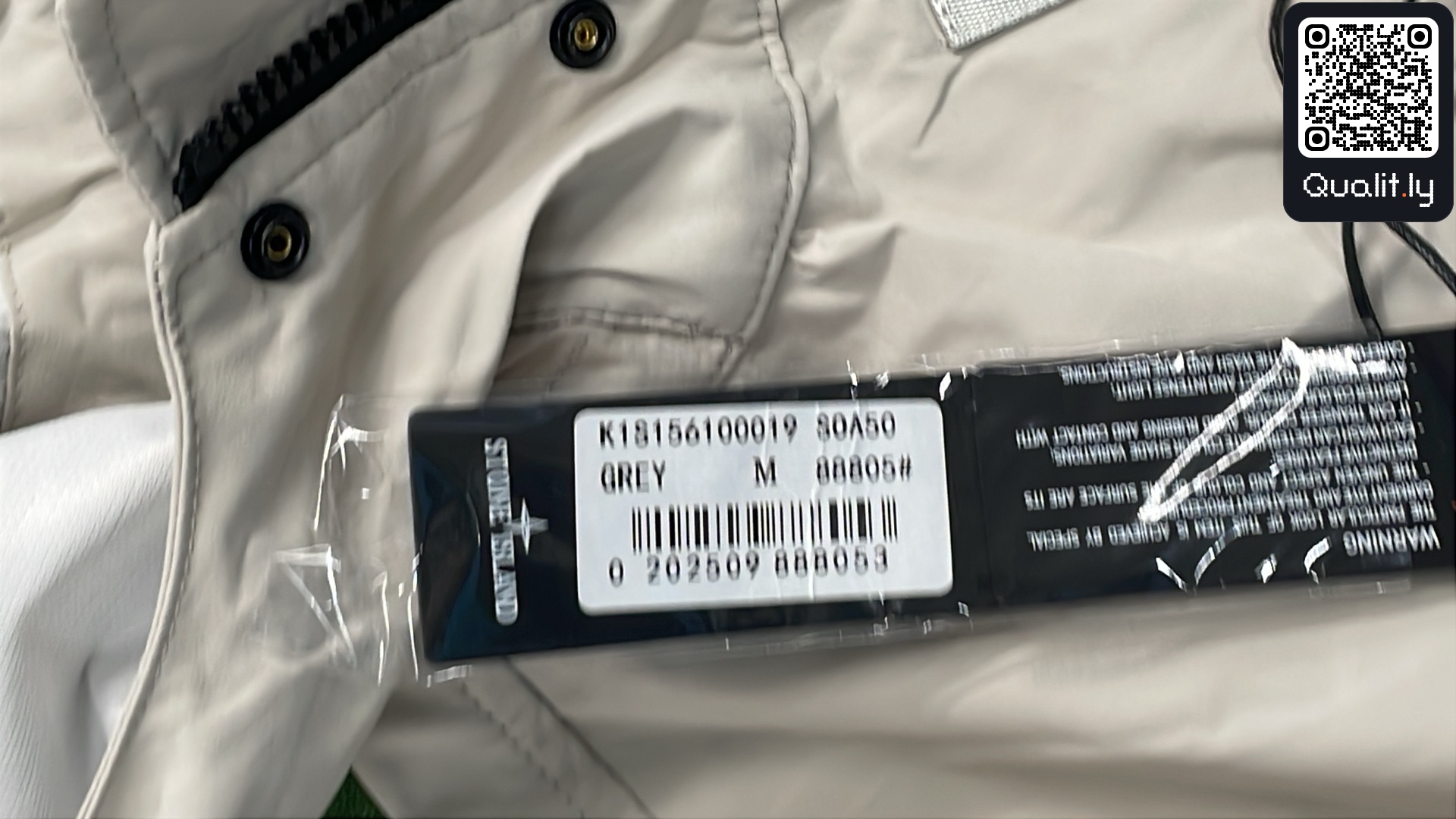 Jacket QC photo 1 of 4
