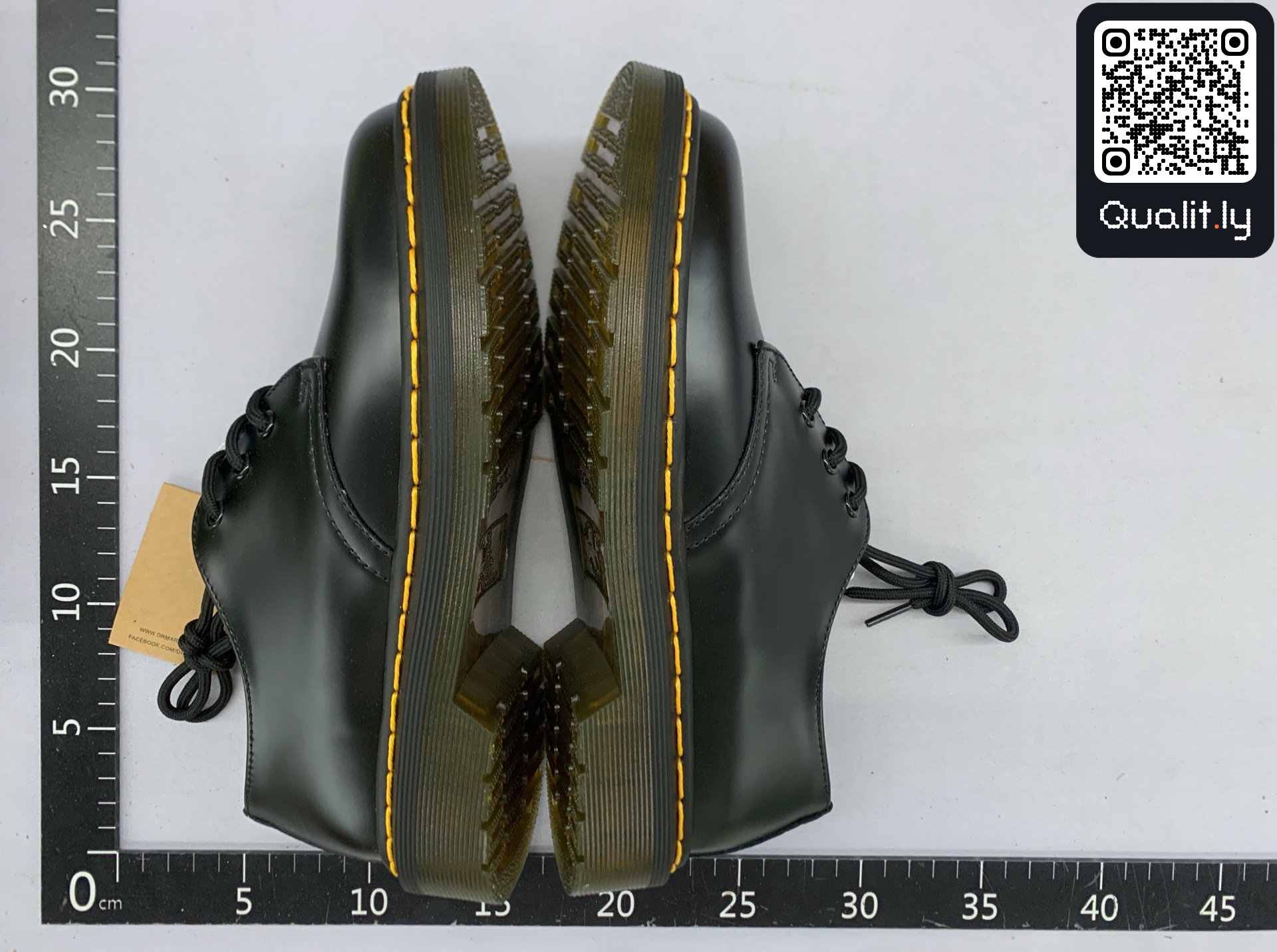 Sneakers QC photo 3 of 86