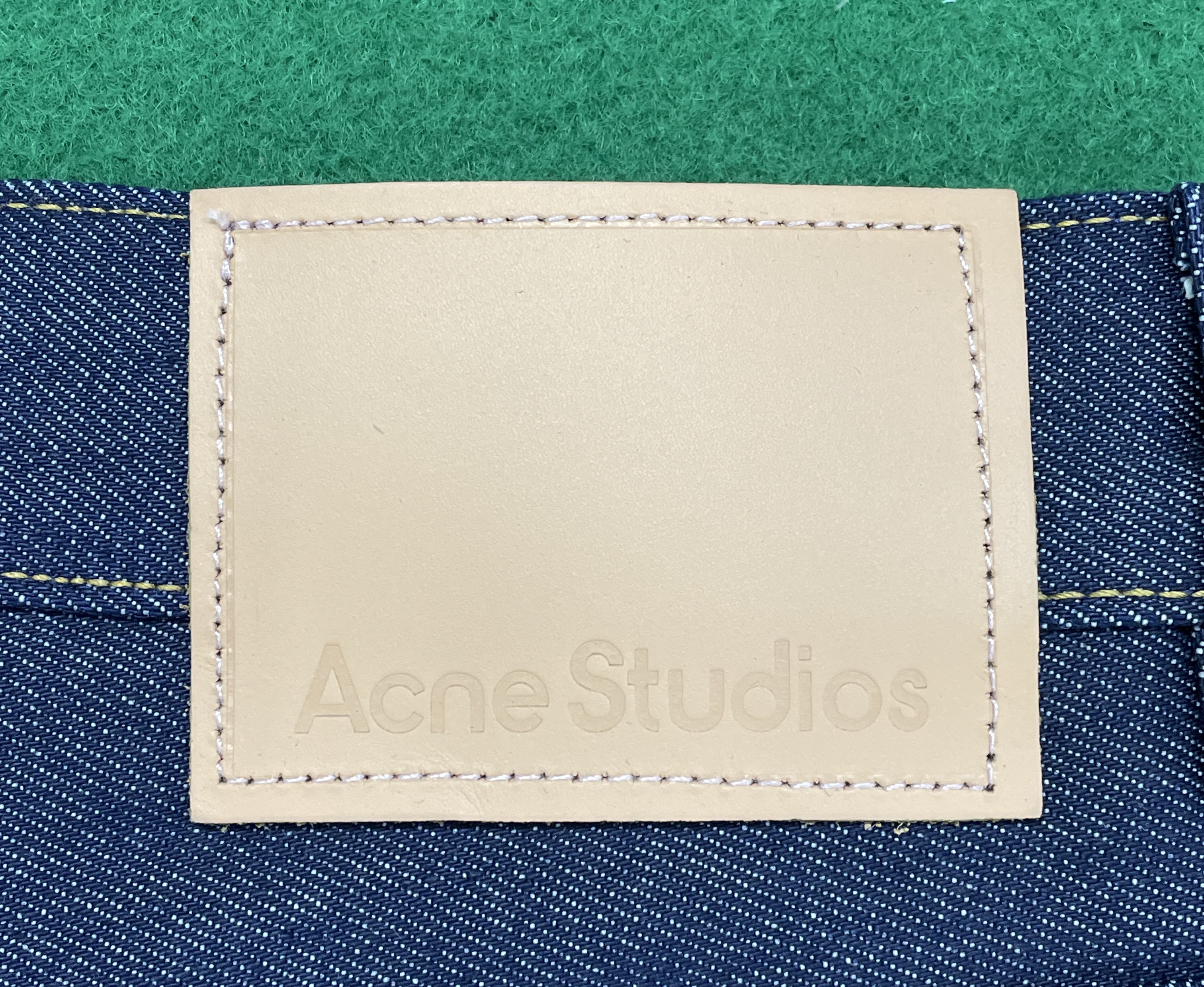 Jeans QC photo 3 of 68