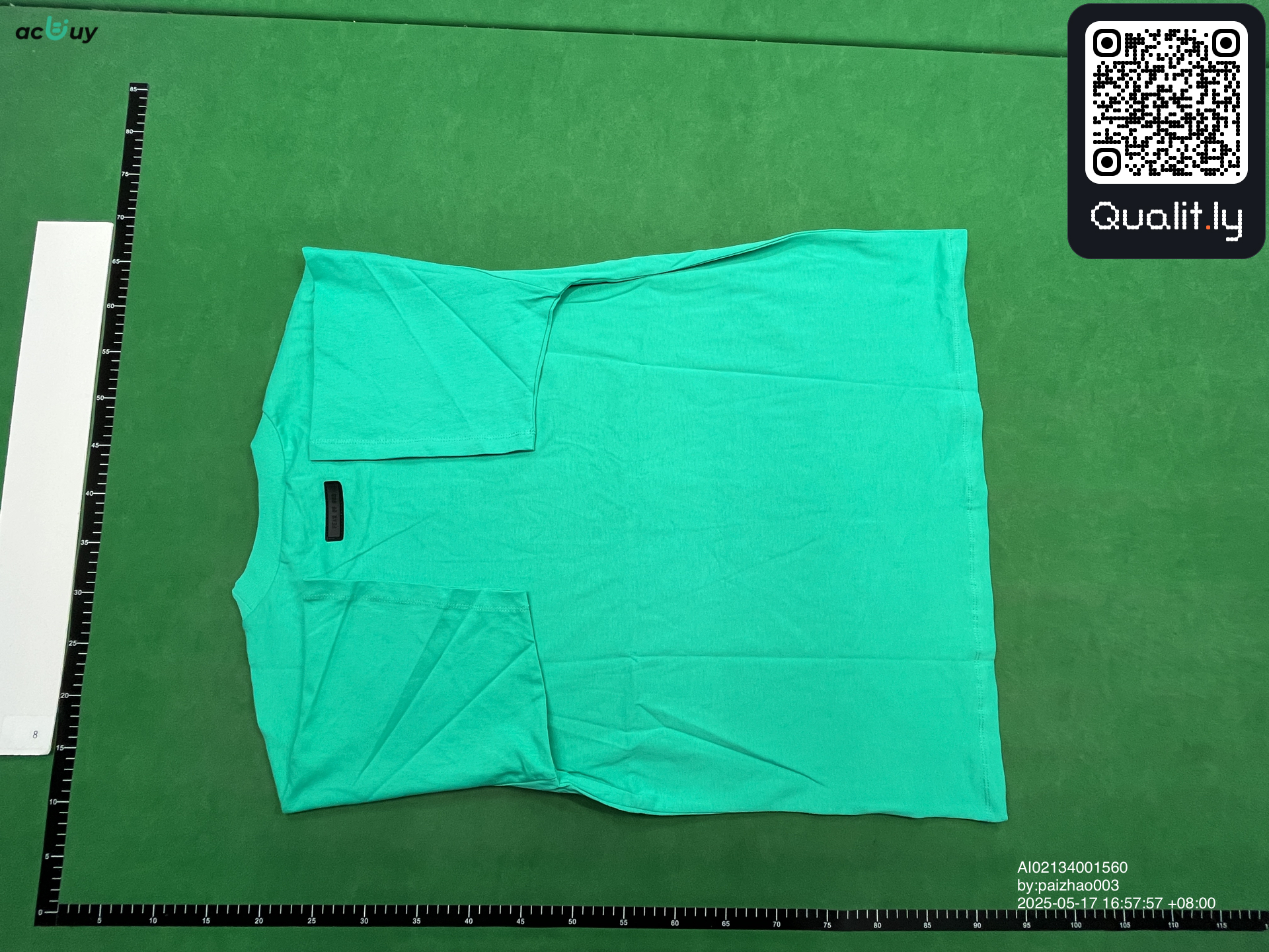 T-shirt — foto QC 2 di 4