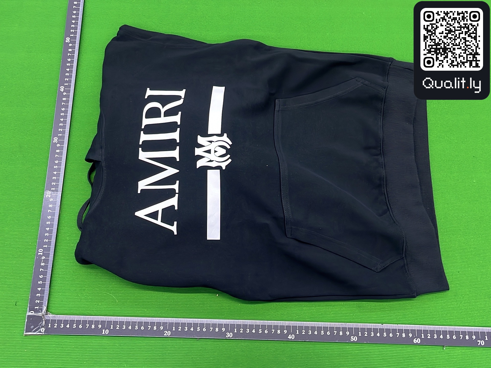 Hoodie QC photo 3 of 128