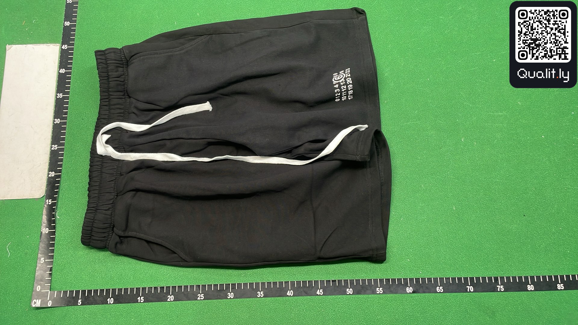 Shorts QC photo 2 of 4