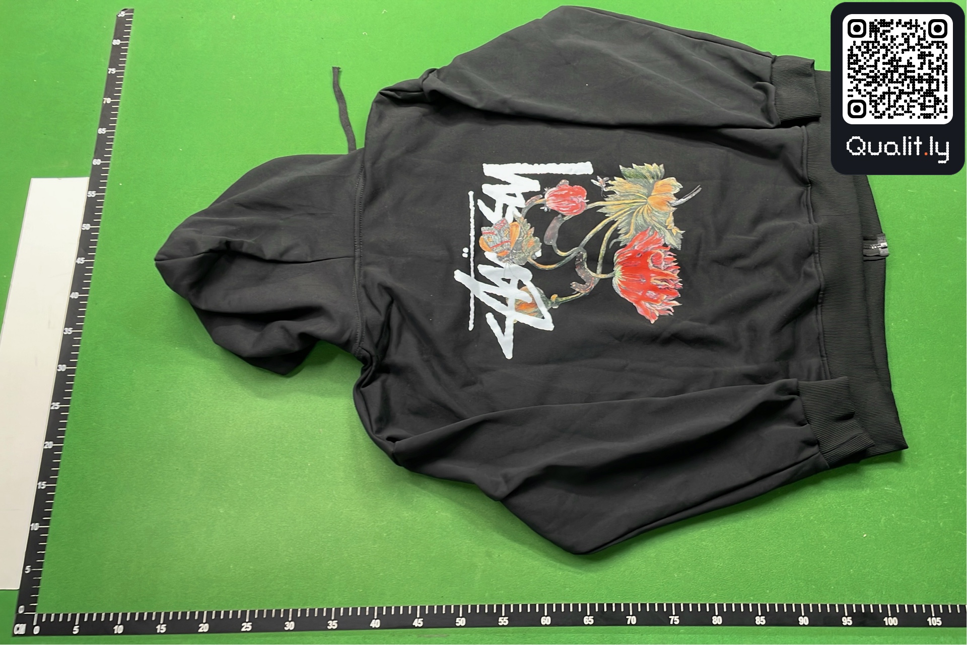 Sweater QC photo 3 of 4