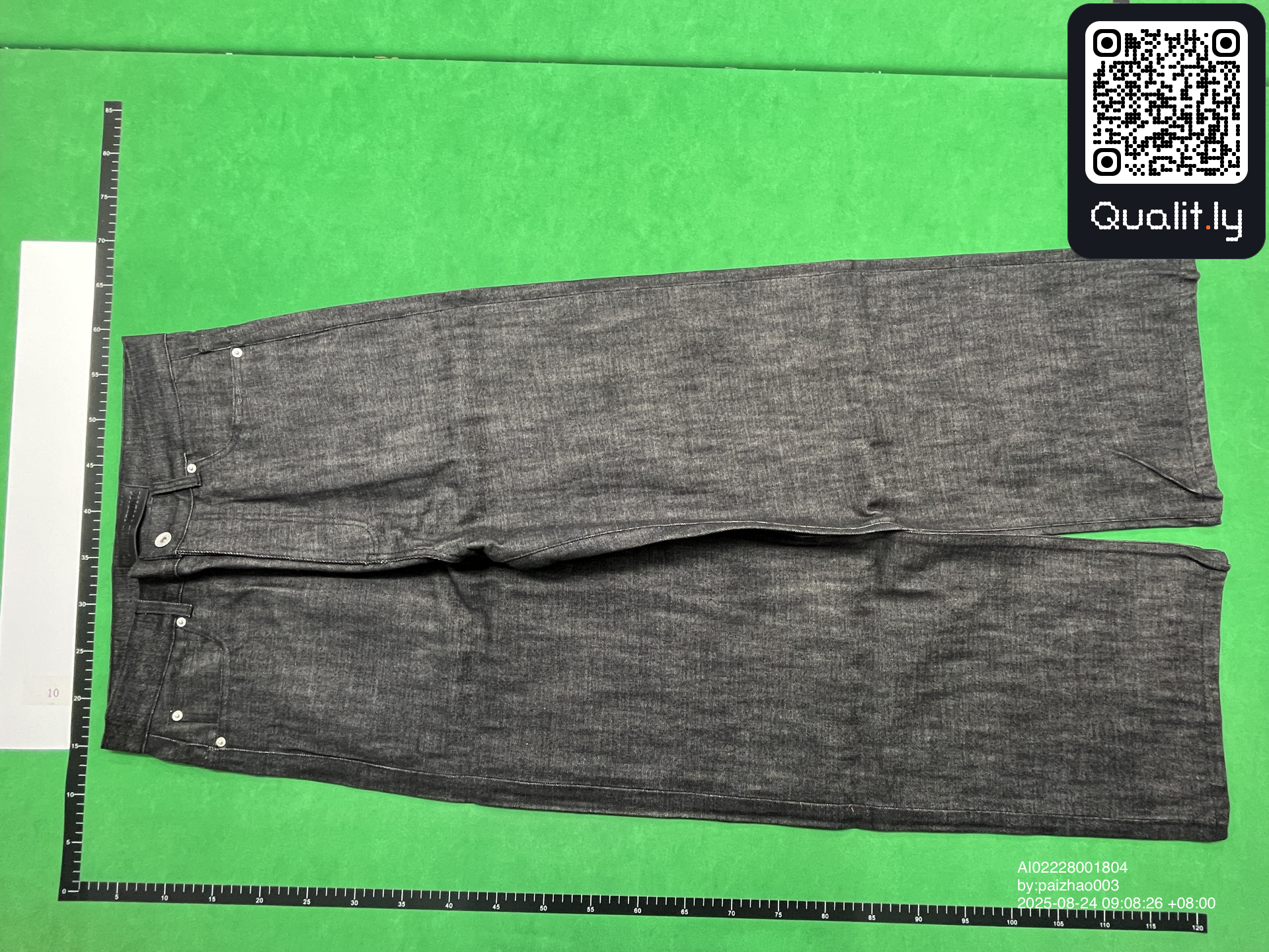 Jeans — QC-foto 2 van 10