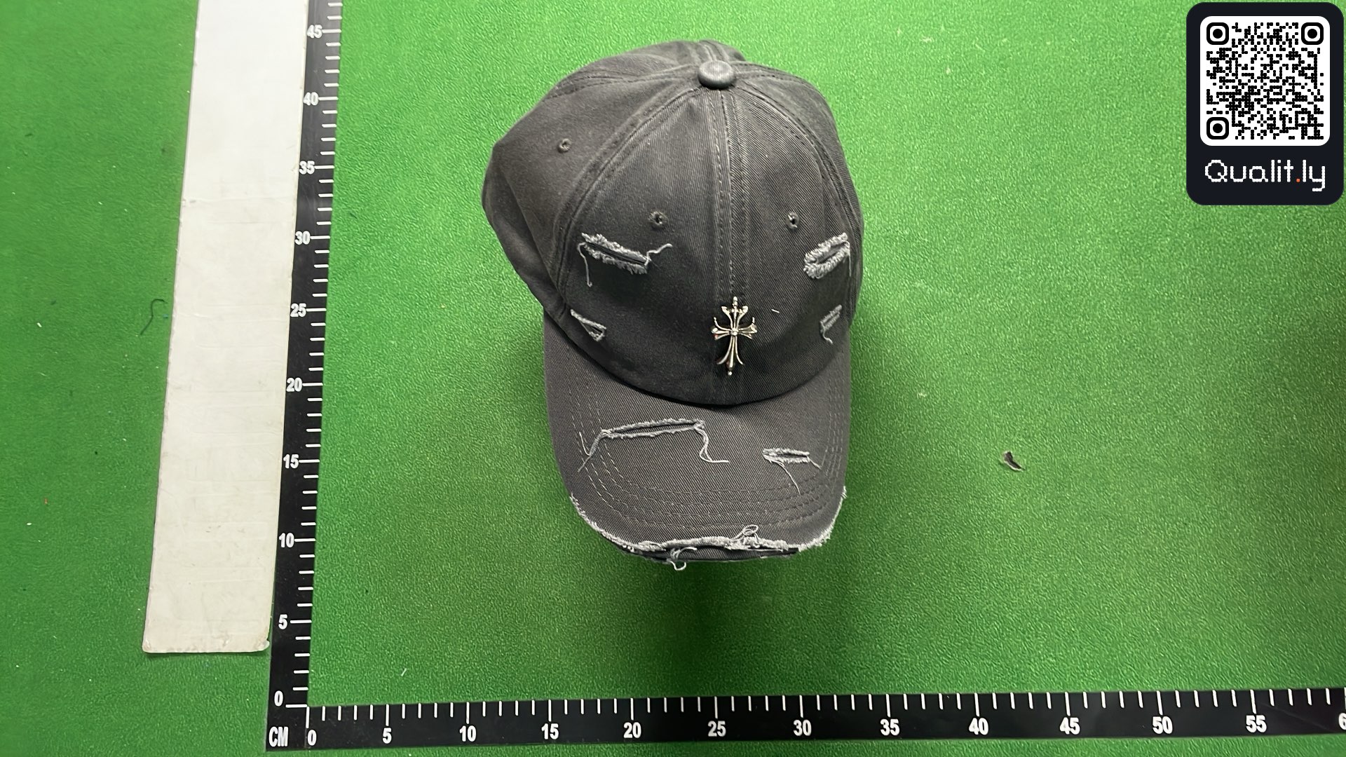 Cap QC photo 1 of 13