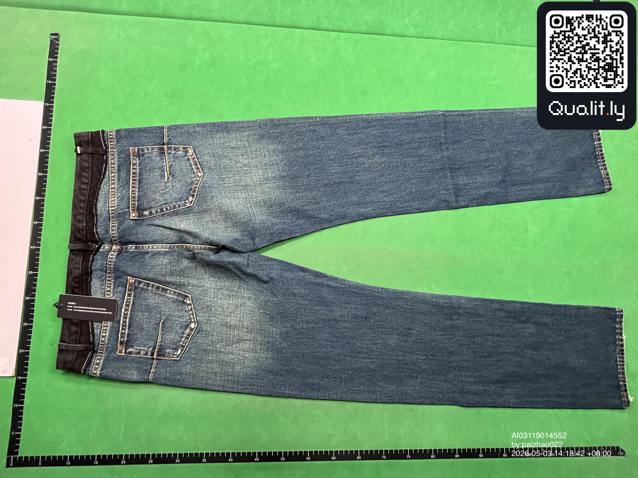 Jeans — QC-foto 3 van 26