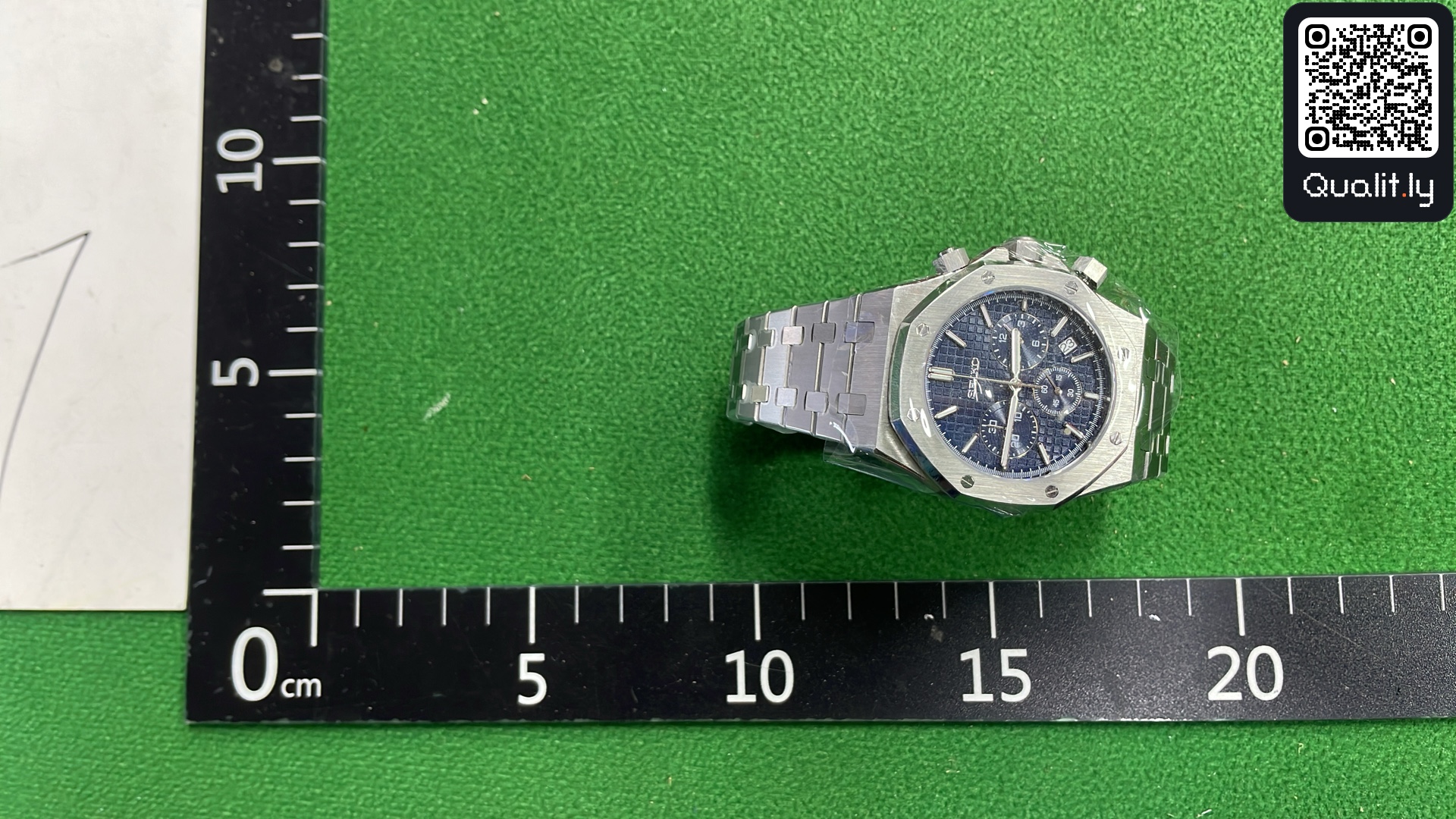 QC photo 1 of 39