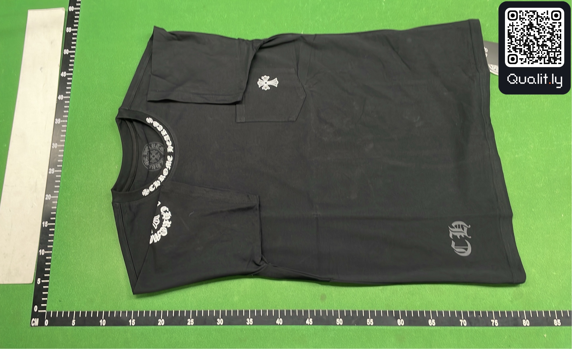 T-shirt QC photo 2 of 8