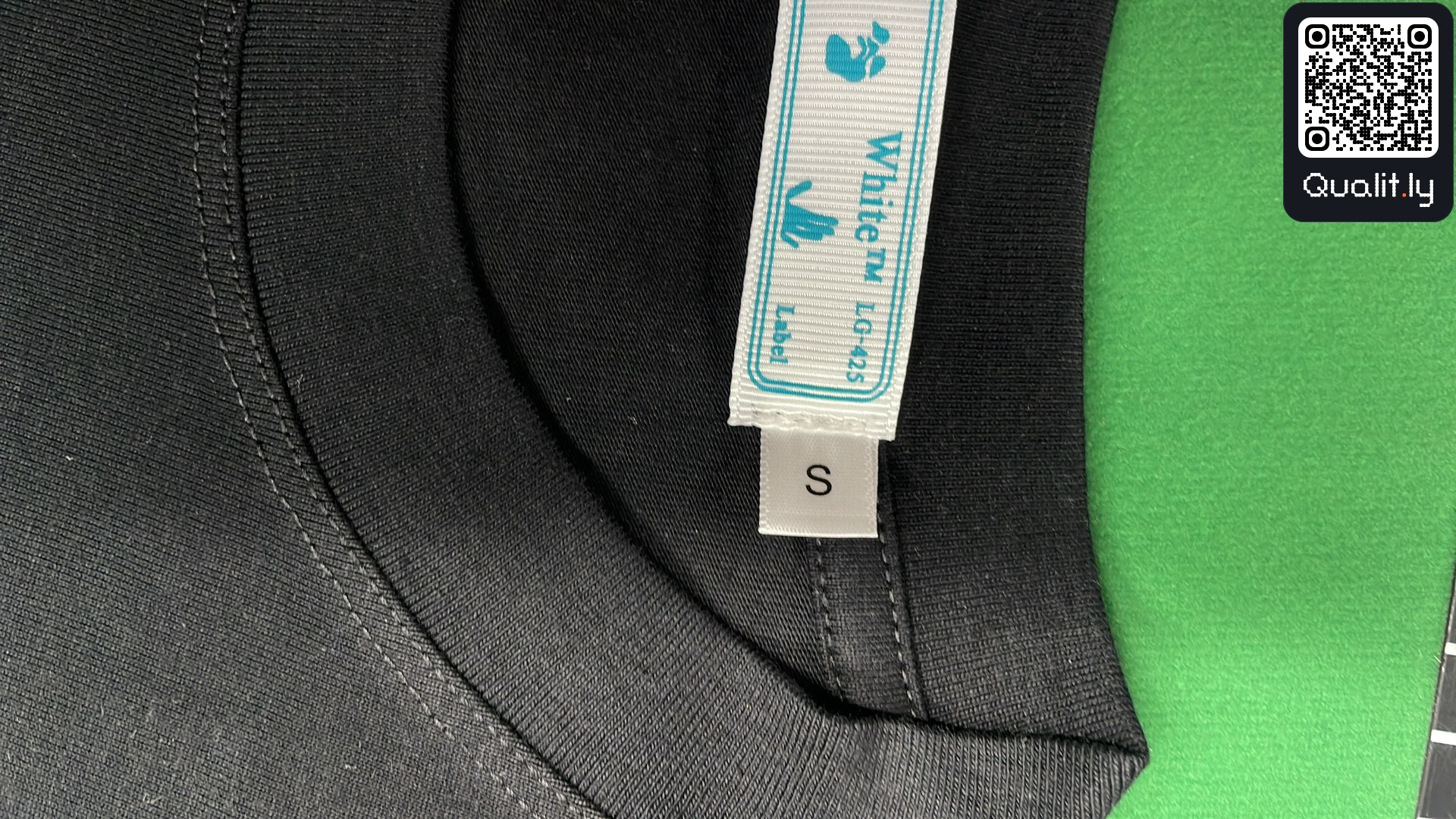 T-Shirt — QC-Foto 1 von 283
