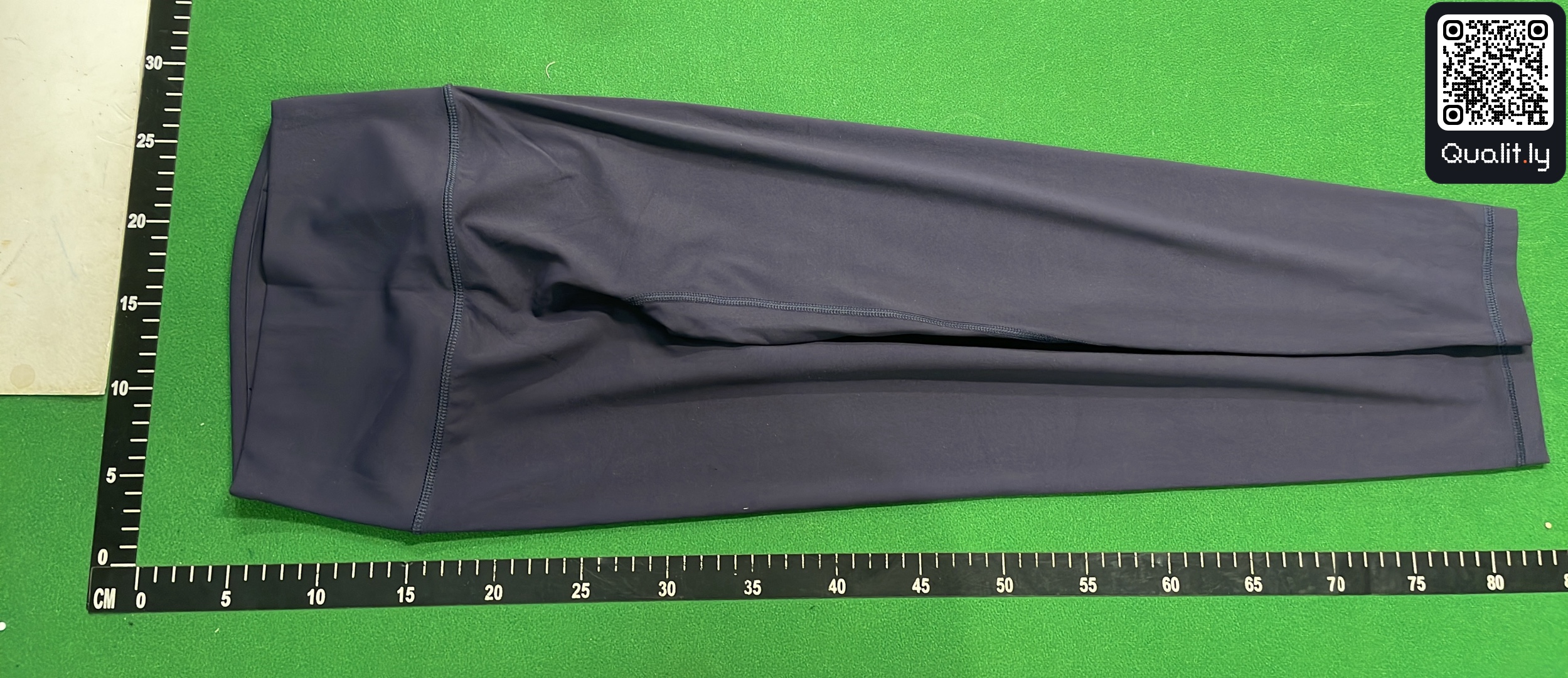 Pantalon — photo QC 3 sur 8