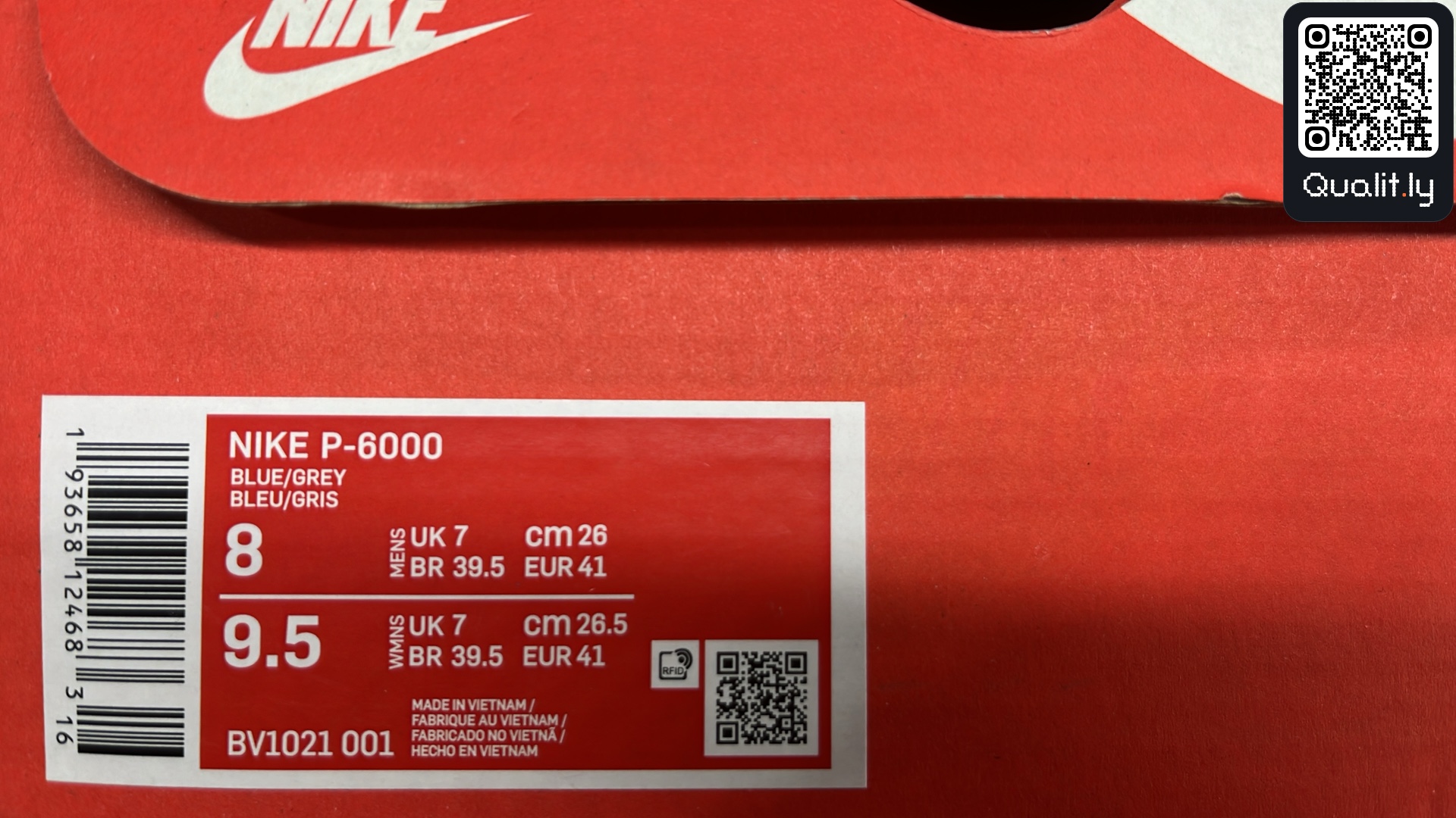 Sneakers QC photo 2 of 6