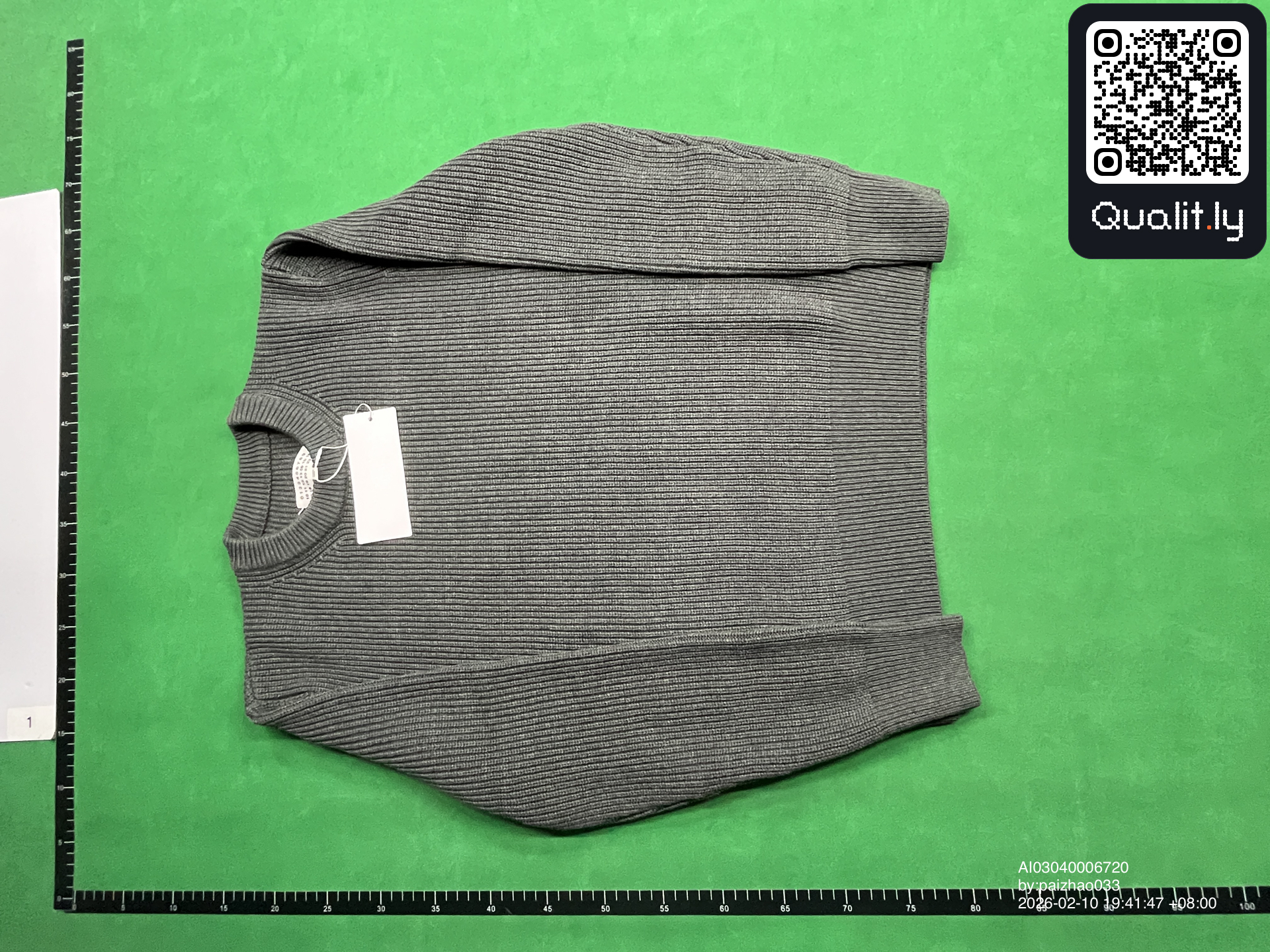 Pull — photo QC 3 sur 24