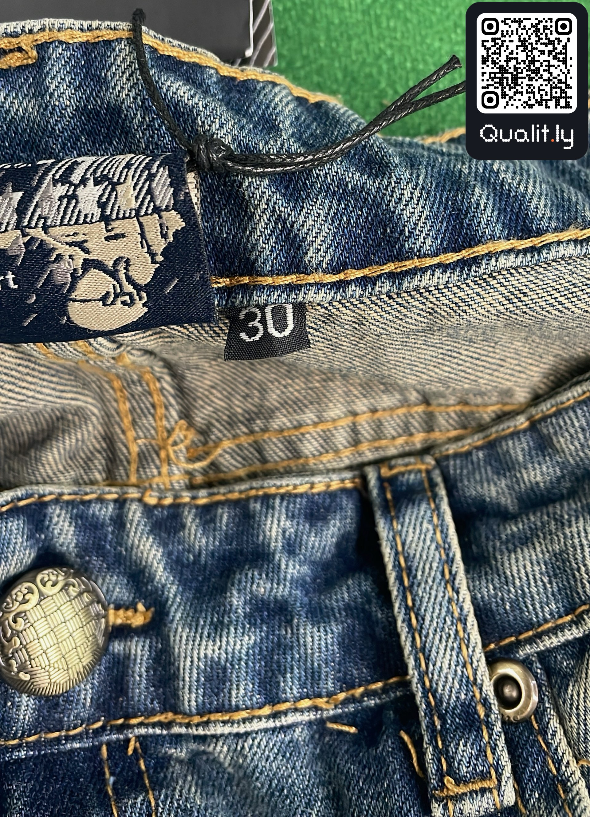 Jeans — QC-Foto 1 von 4