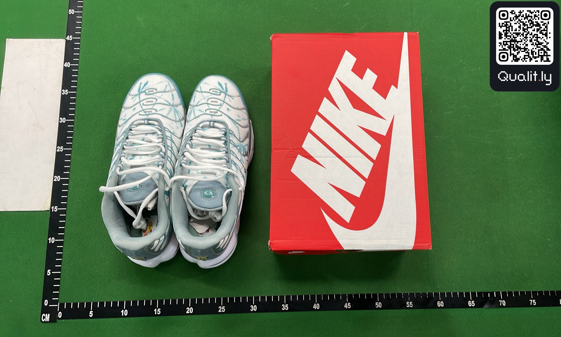 Sneaker — QC-Foto 1 von 154