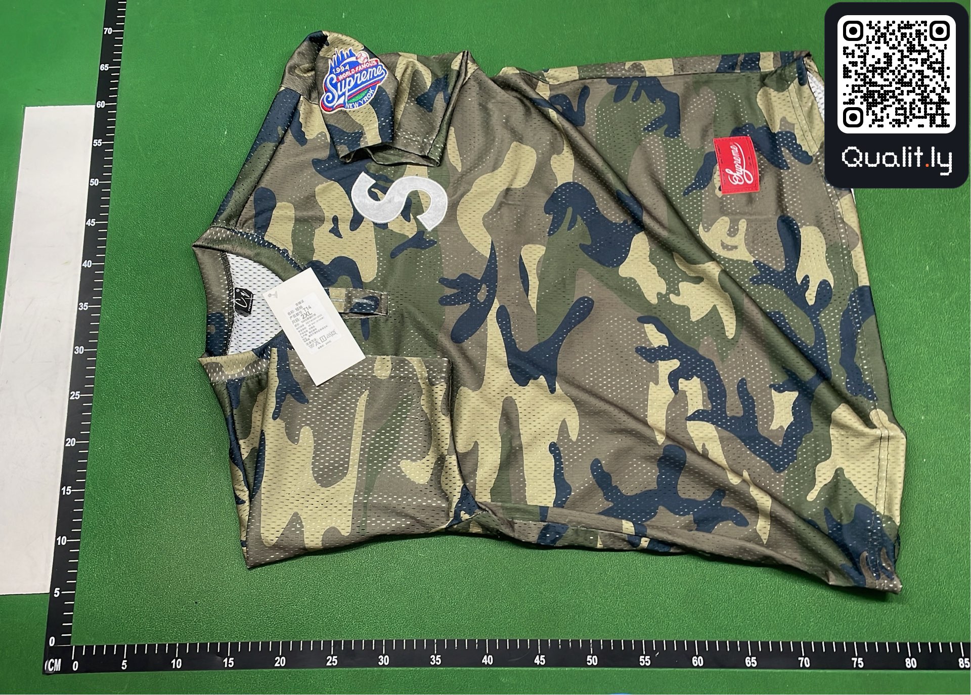 T-shirt — photo QC 2 sur 4