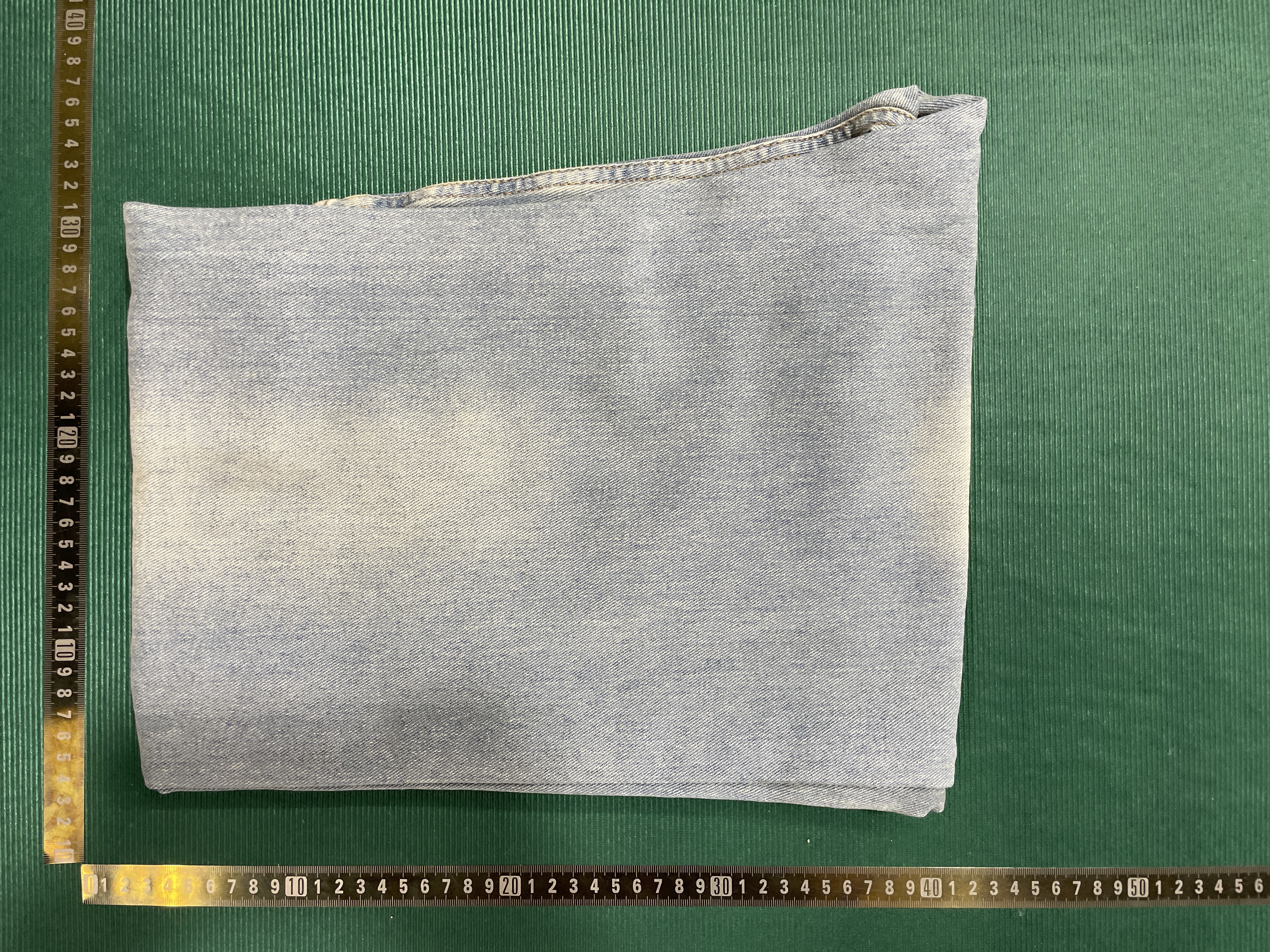 Pants QC photo 1 of 11