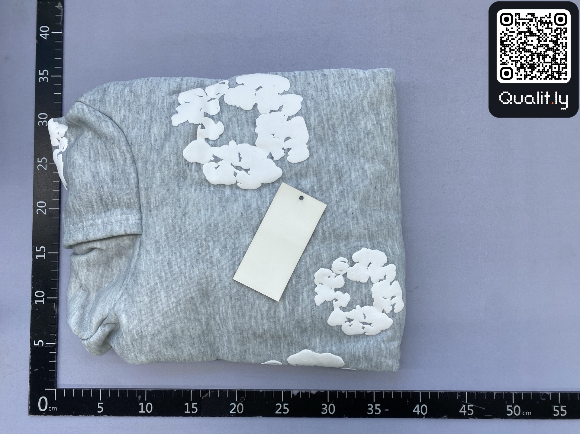 Hoodie QC photo 1 of 16