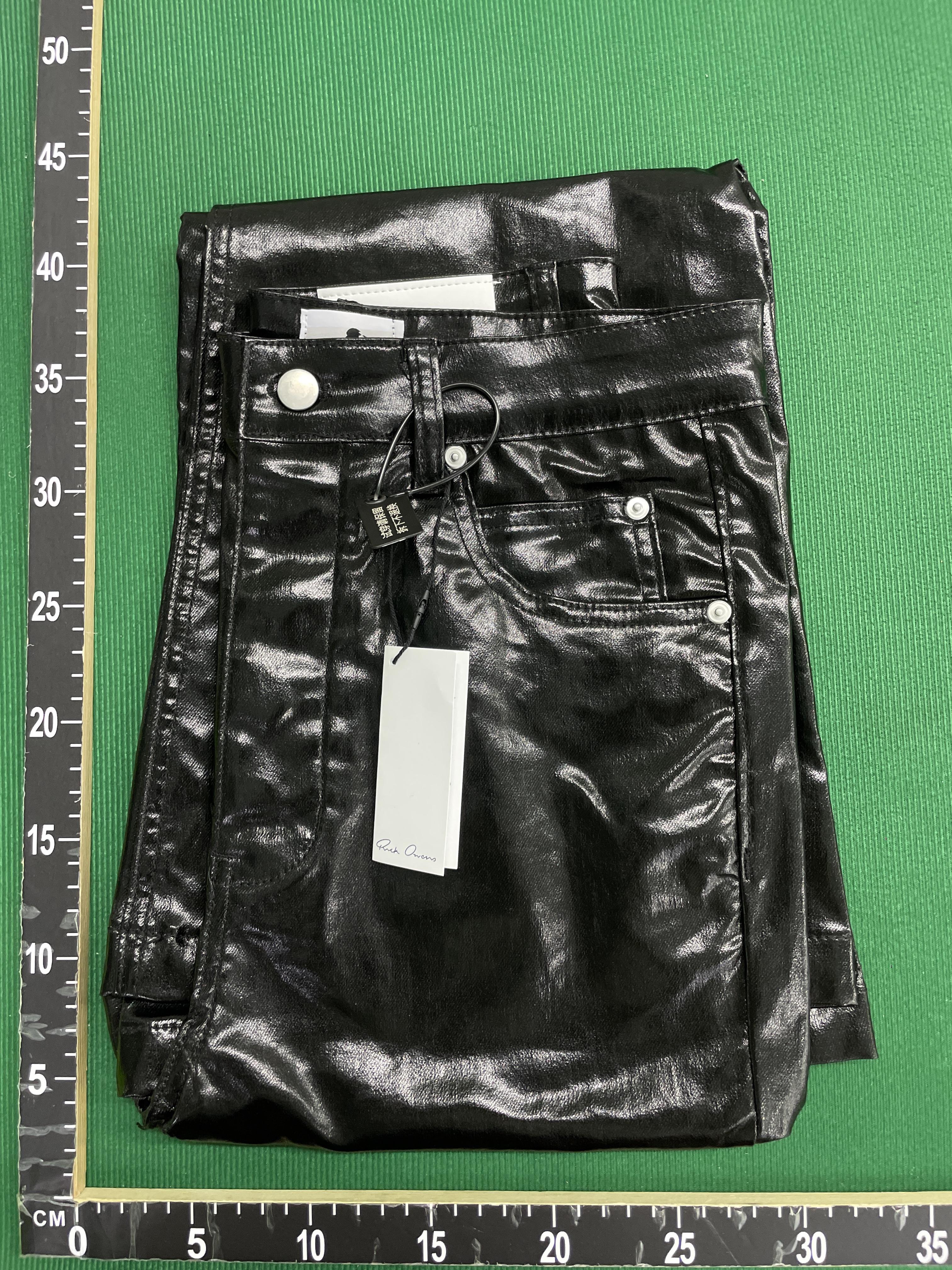 Jeans QC photo 1 of 23