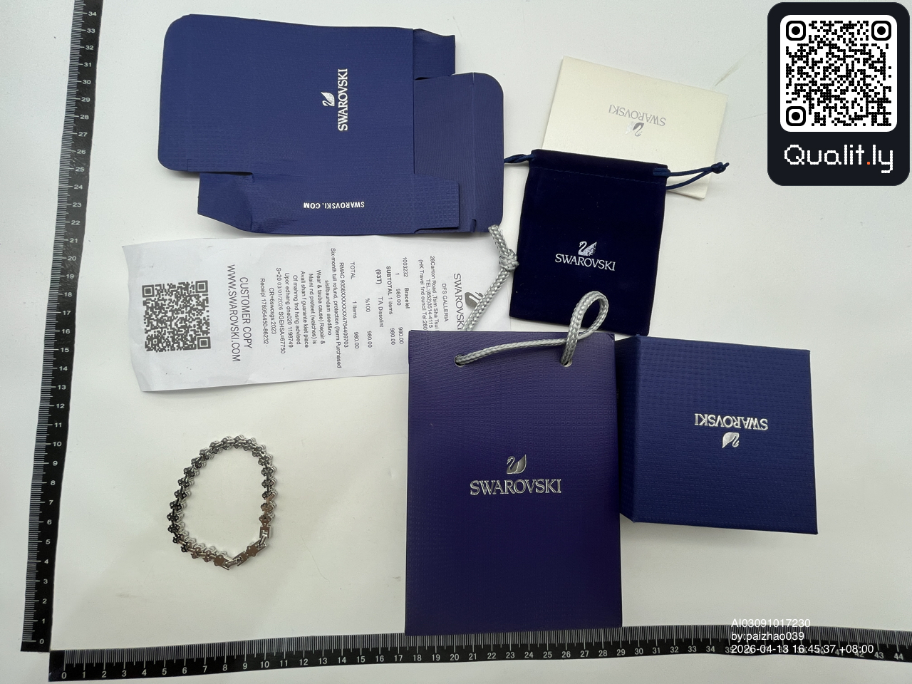Jewelry QC photo 1 of 15