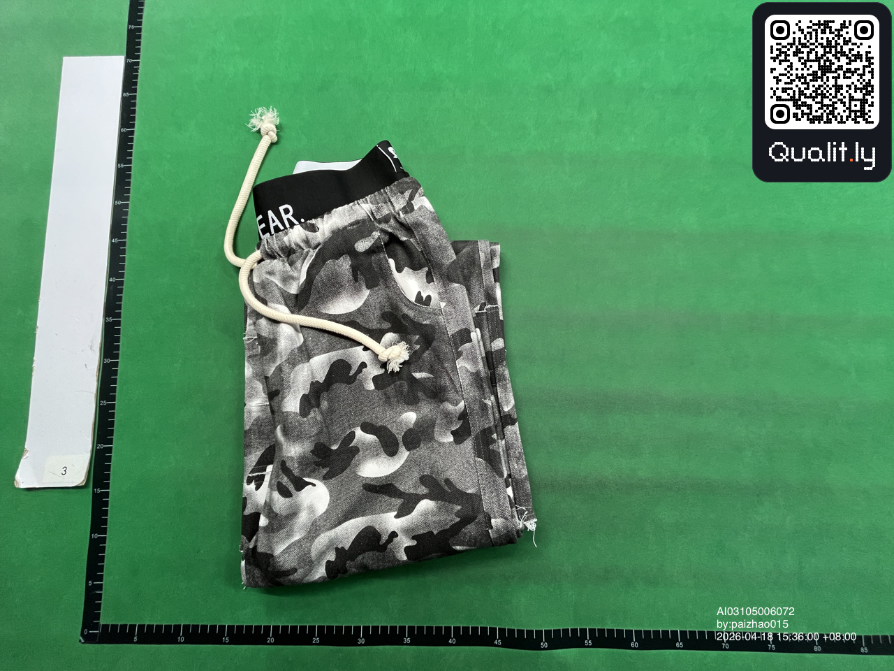 Pantaloni — fotografie QC 3 din 42
