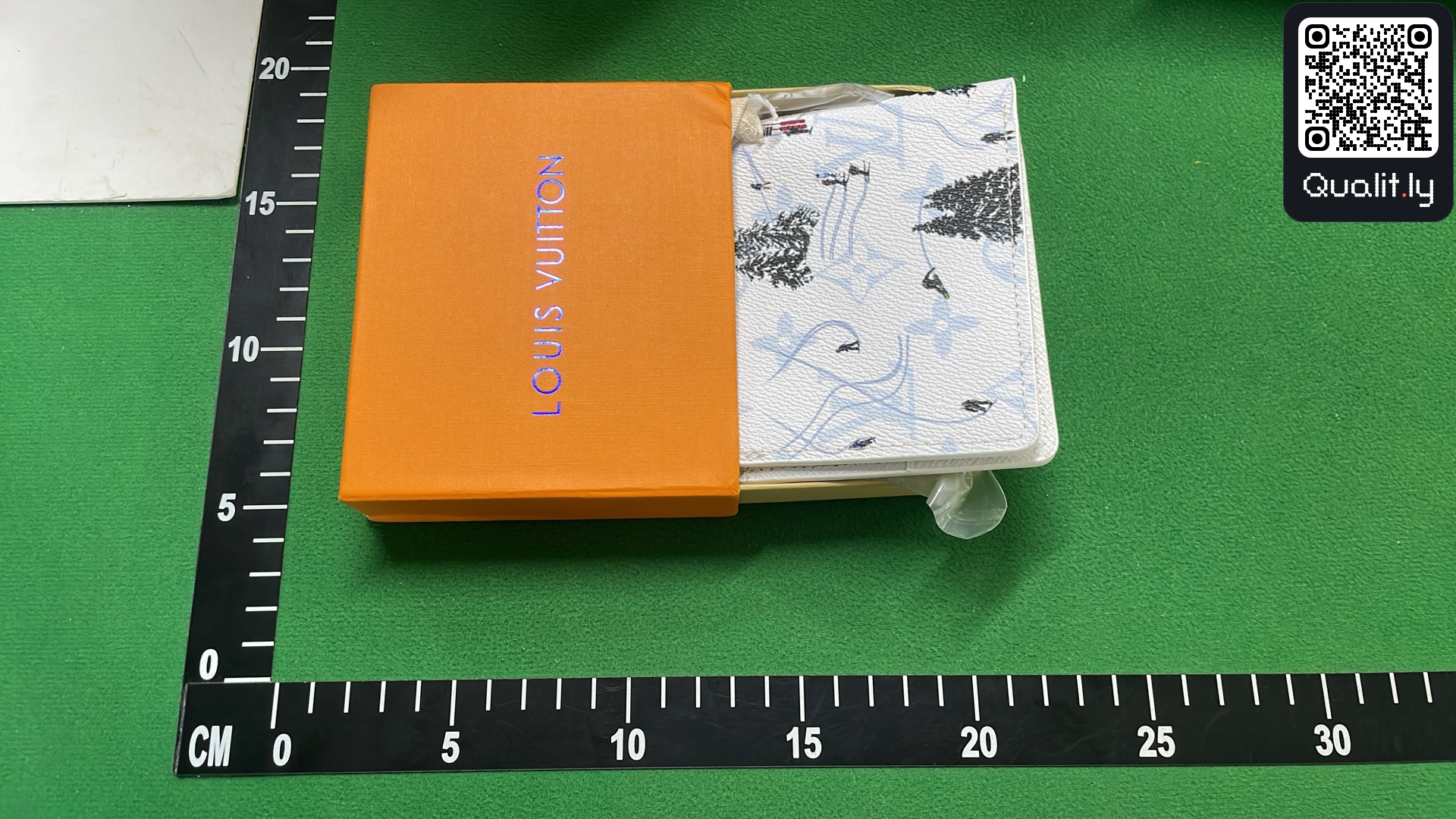 钱包 QC 照片 3 / 3