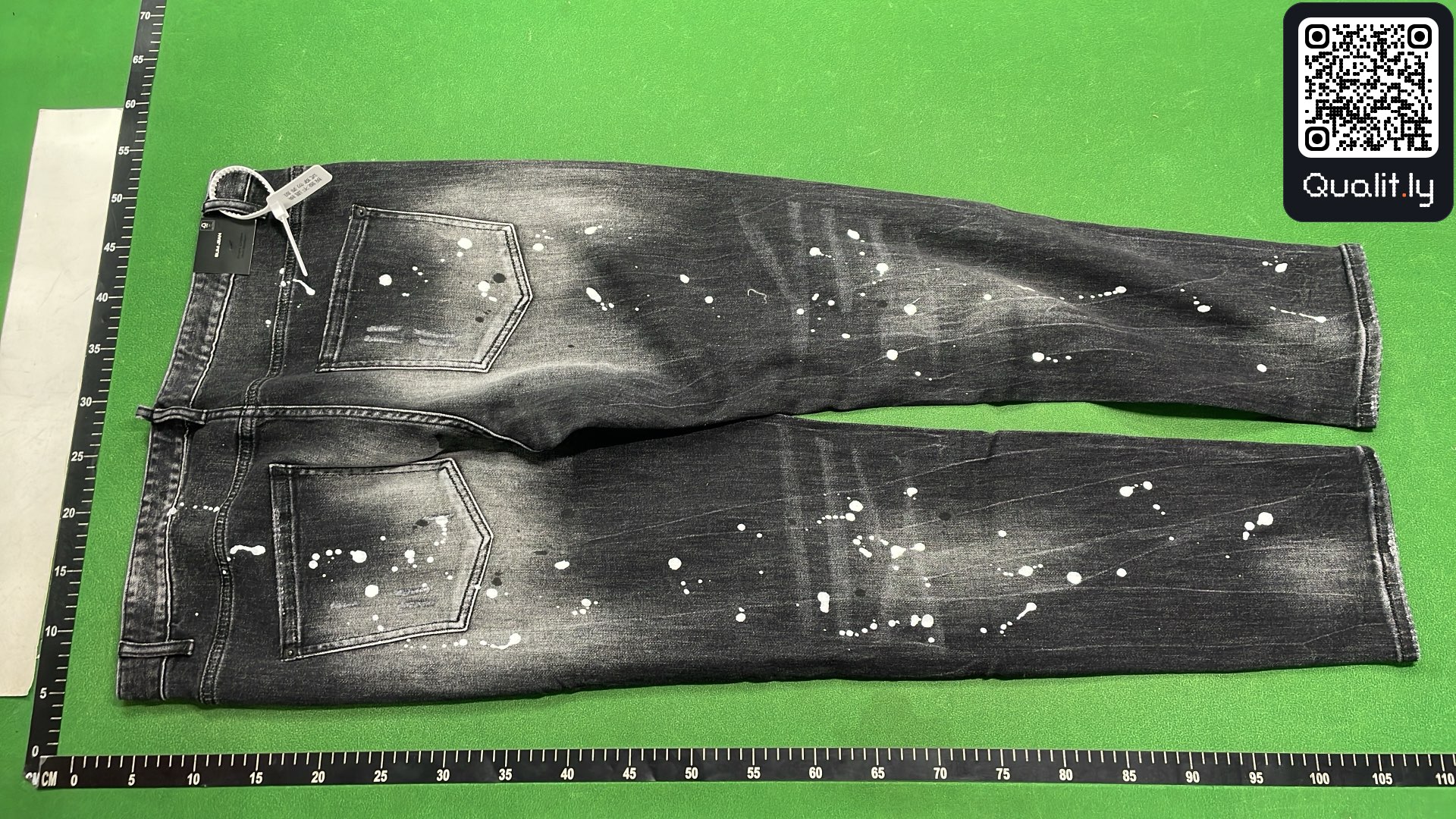 Pants QC photo 3 of 28