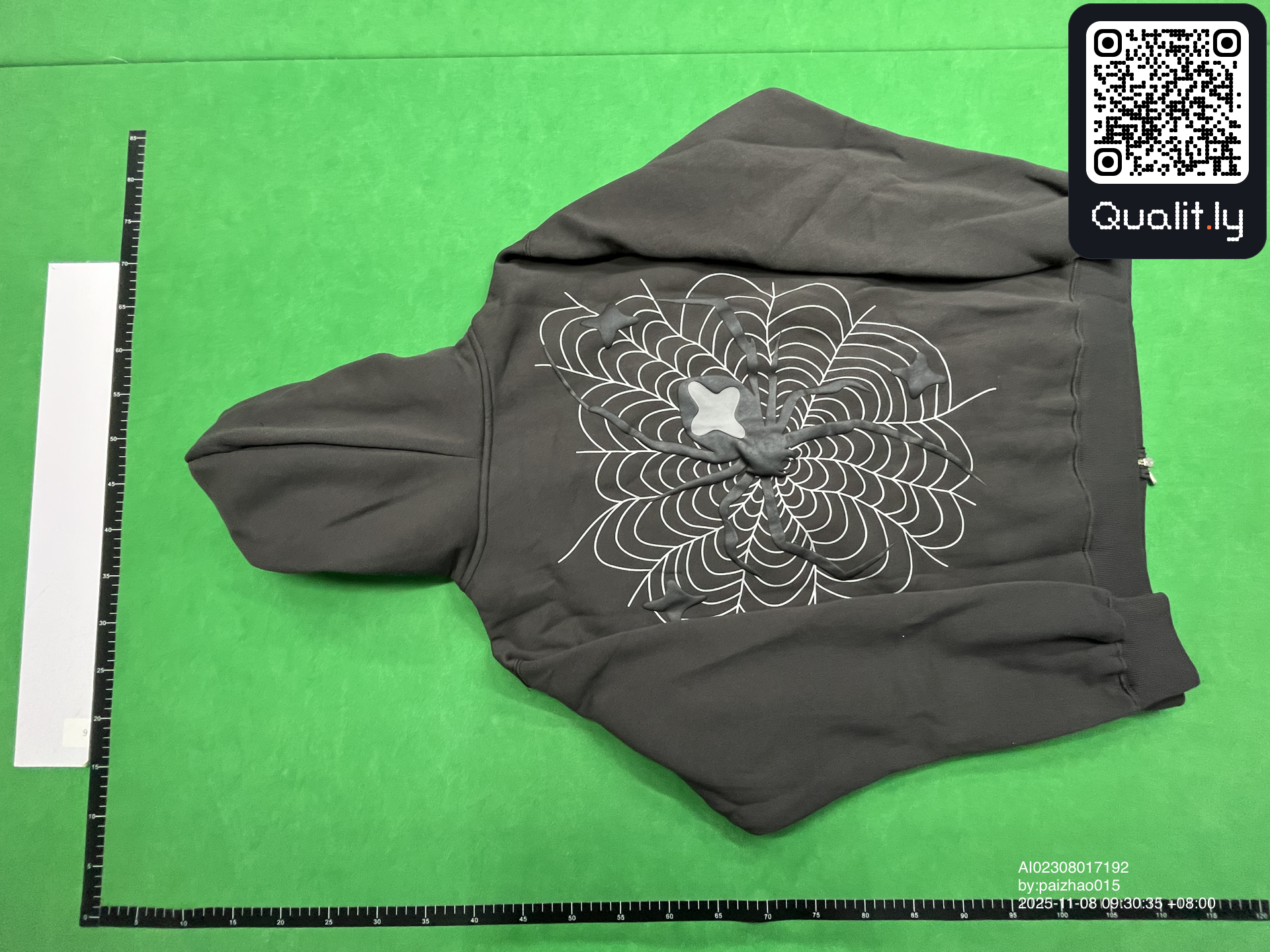 连帽卫衣 QC 照片 1 / 10