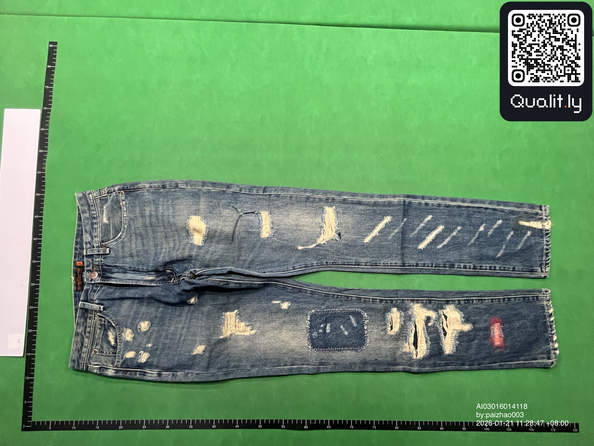 Jeans — QC-foto 2 van 18
