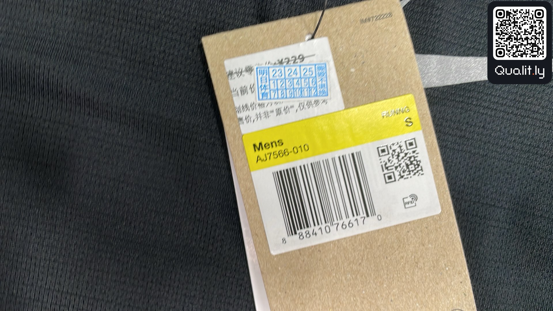 Camiseta — foto QC 1 de 12