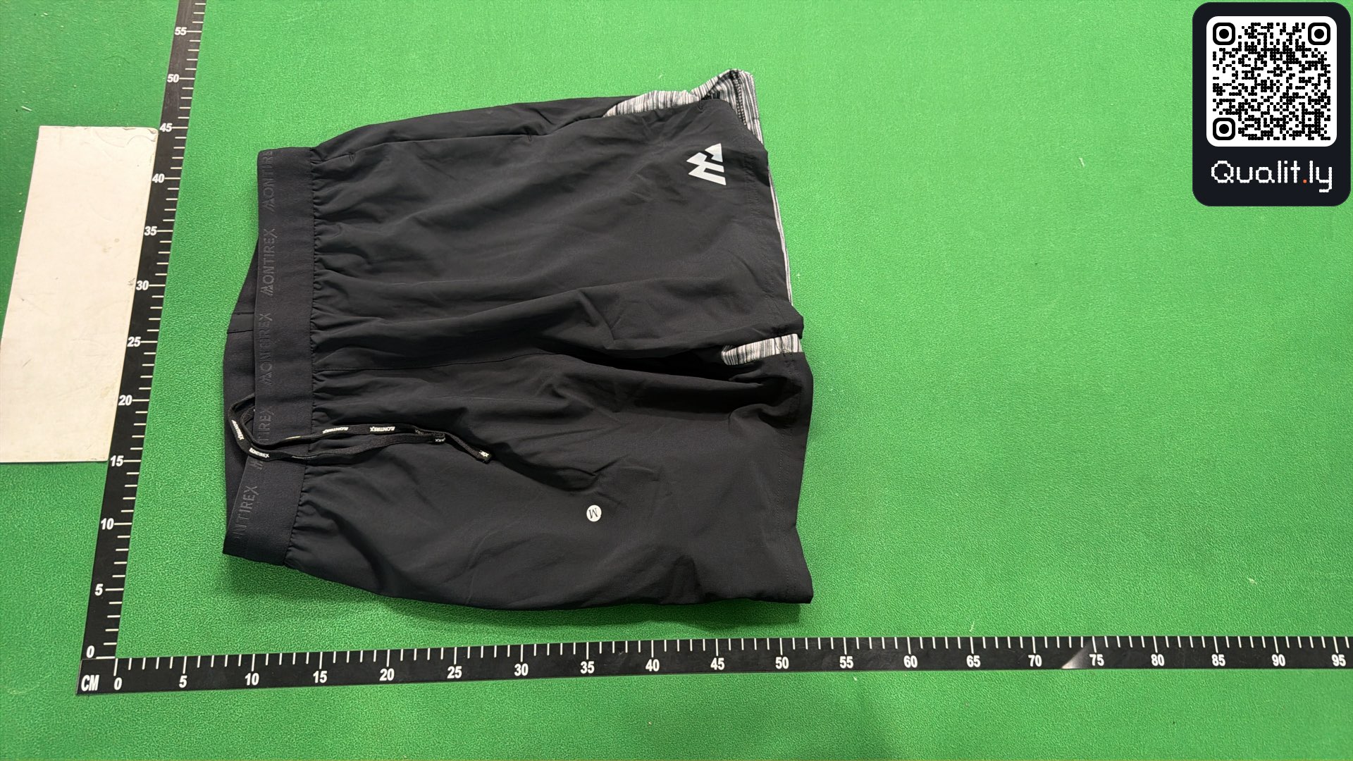 T恤 QC 照片 2 / 4