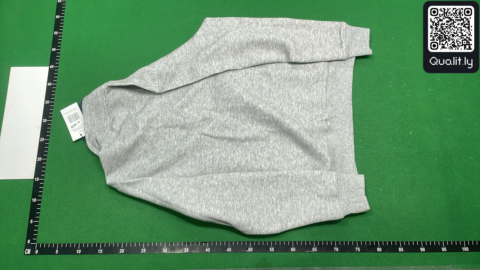 Sweat — photo QC 3 sur 4