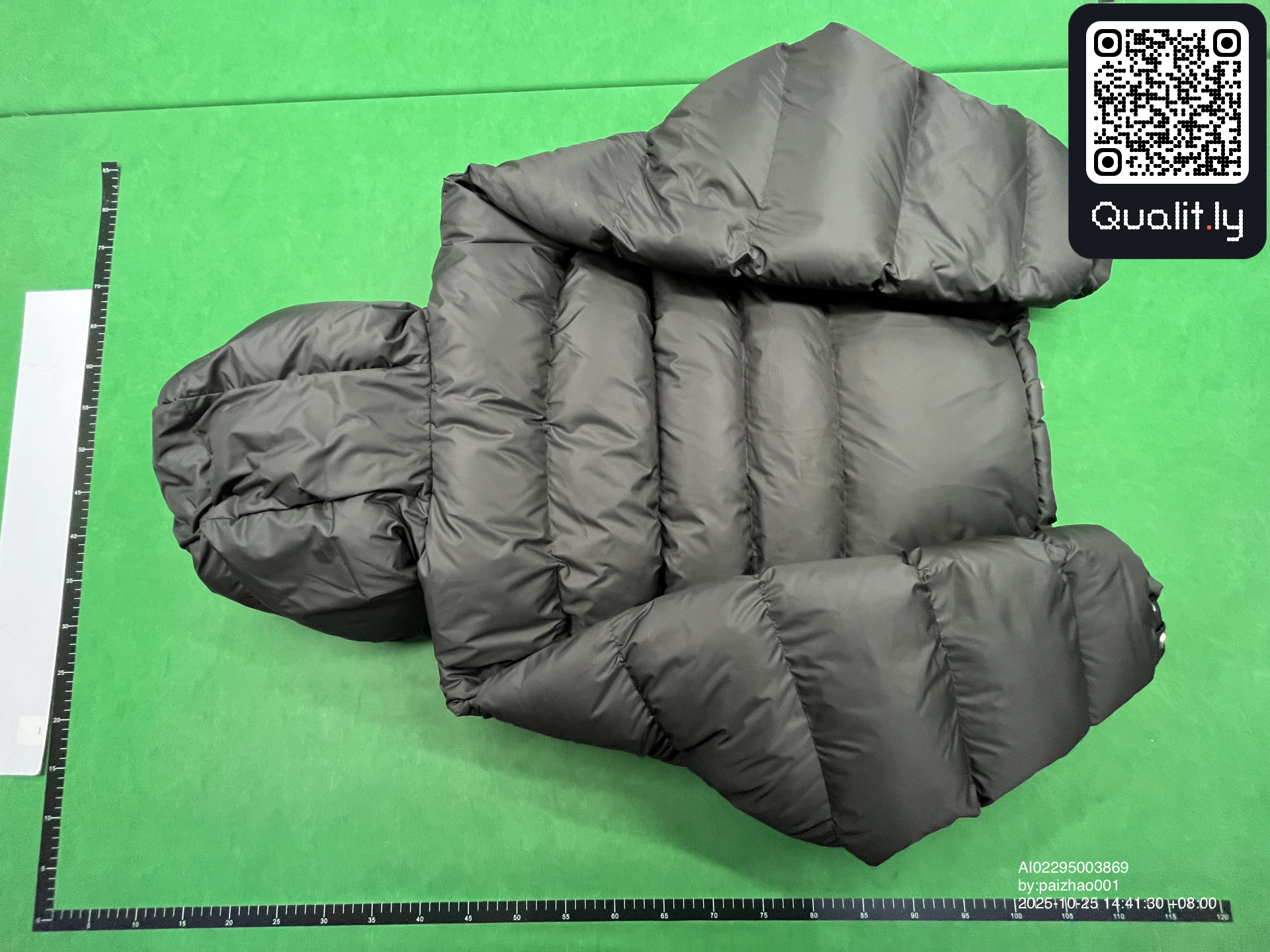 Jacket QC photo 2 of 42