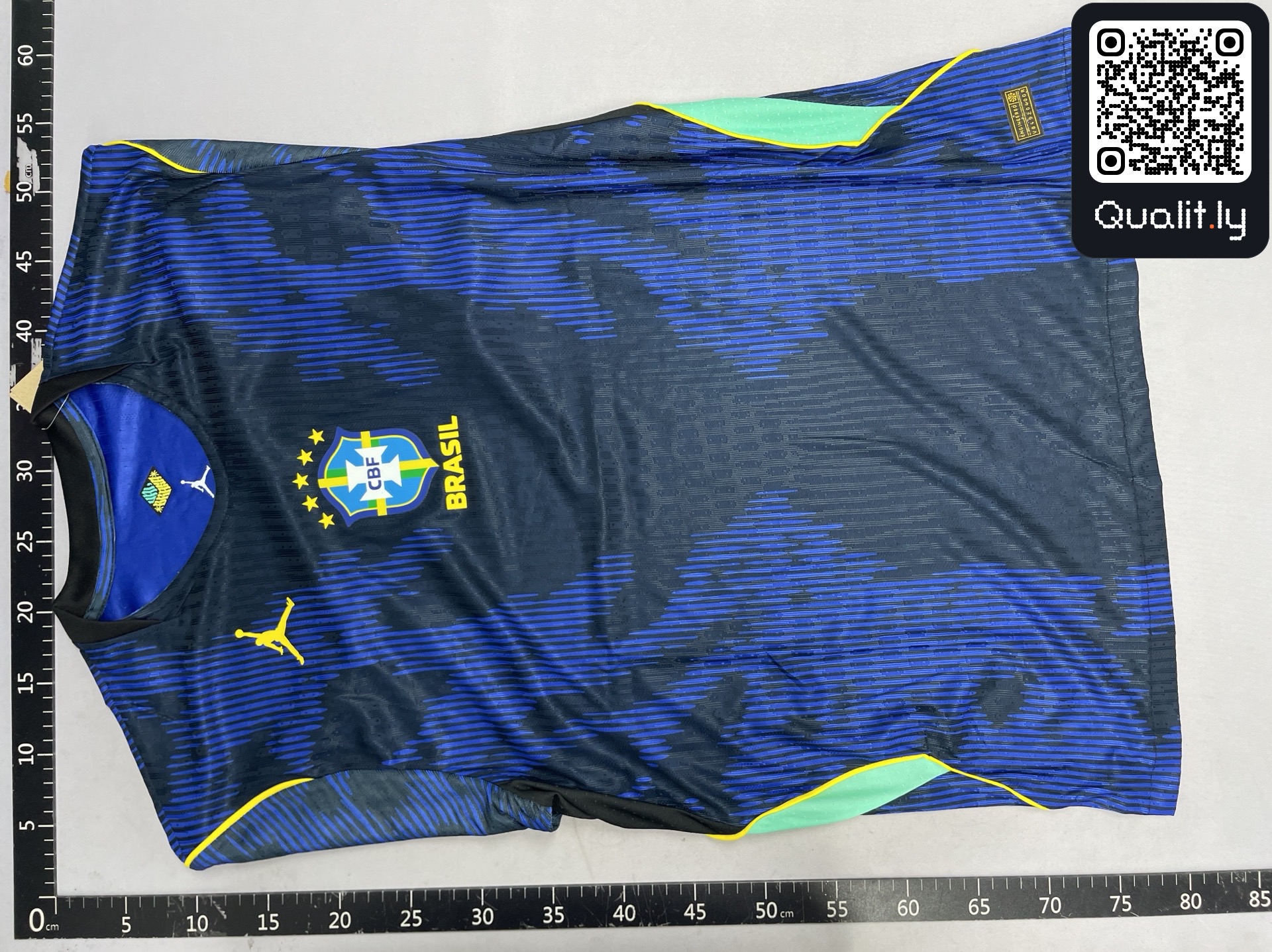 Shirt QC photo 3 of 128