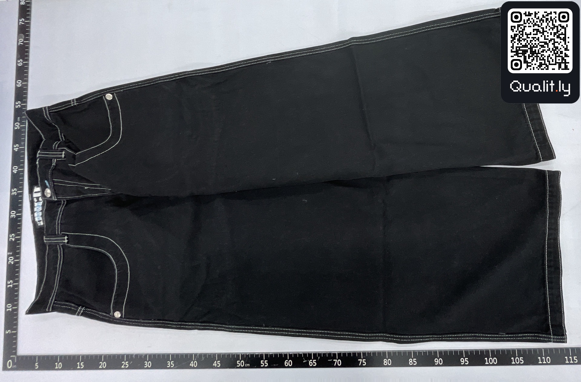 Jeans QC photo 2 of 84