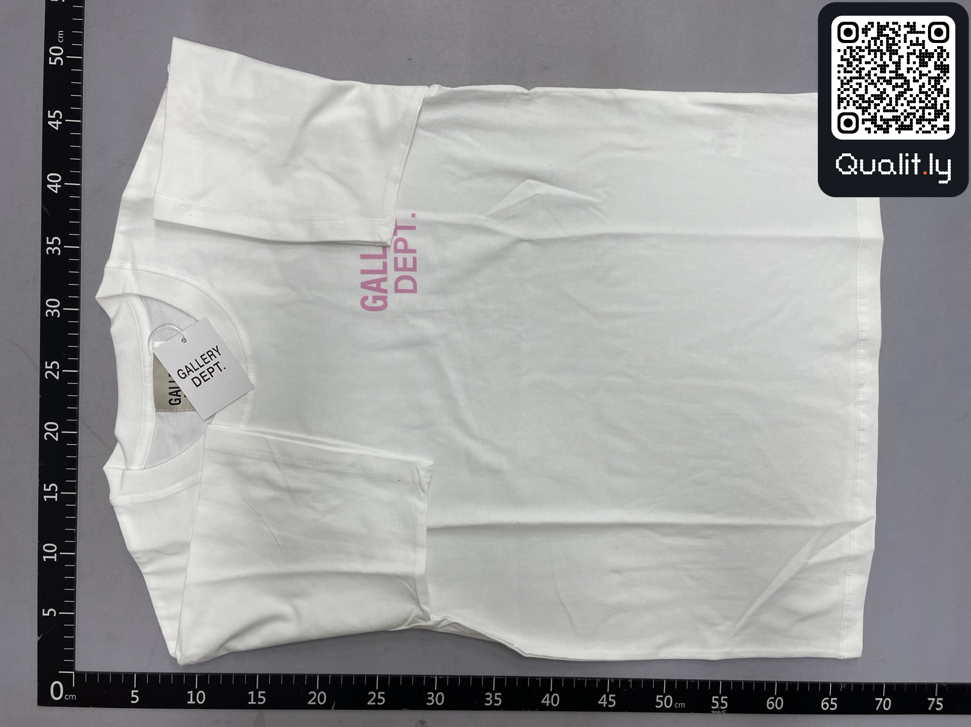 T-shirt QC photo 3 of 134