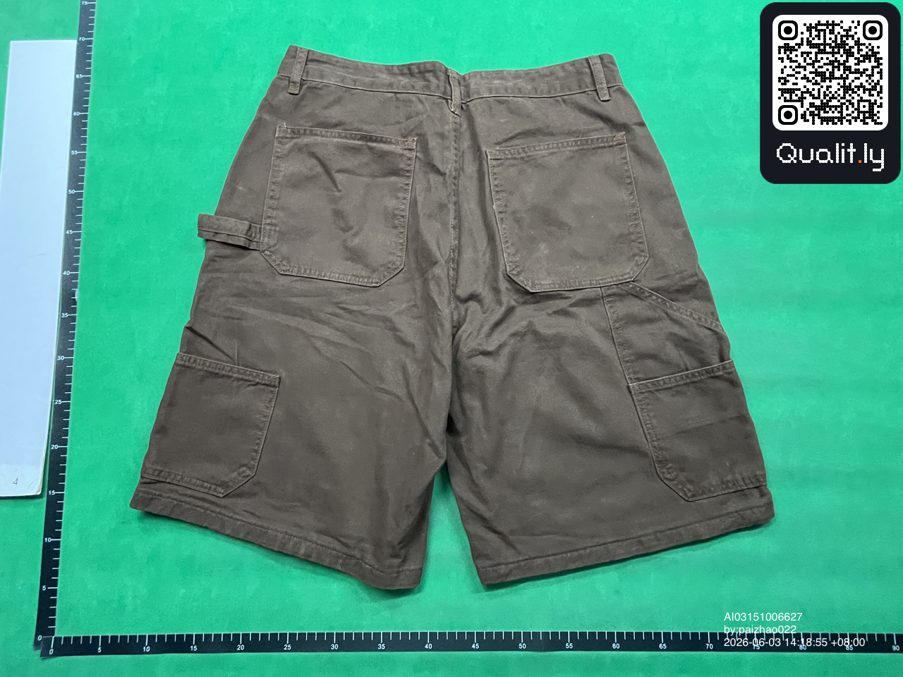 Pantalón corto — foto QC 2 de 4