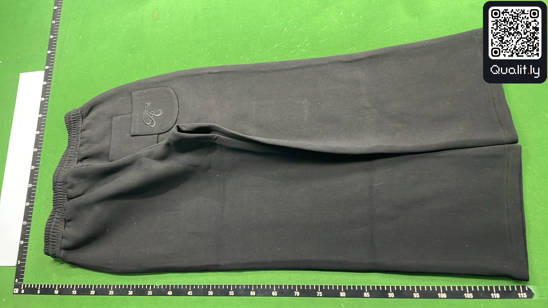 Hanorac cu glugă — fotografie QC 3 din 36