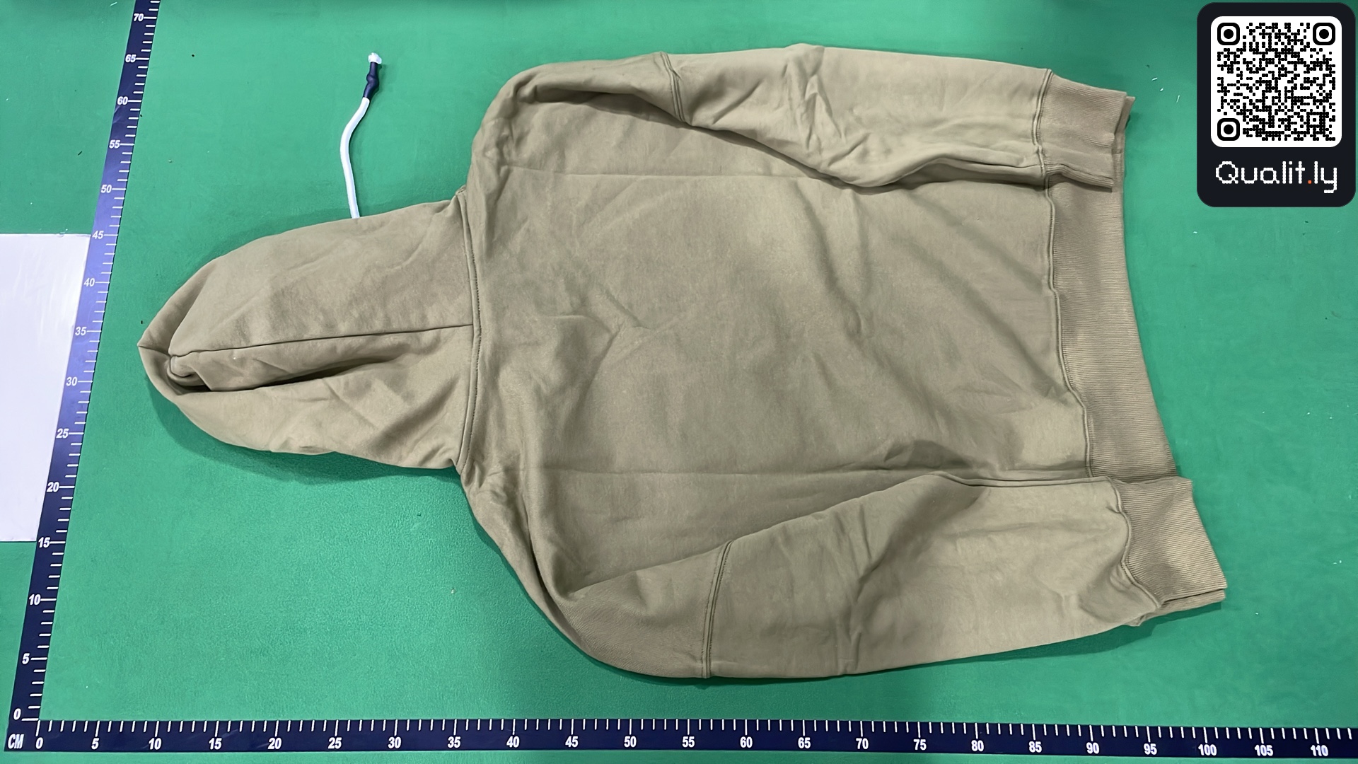 Hoodie QC photo 3 of 16