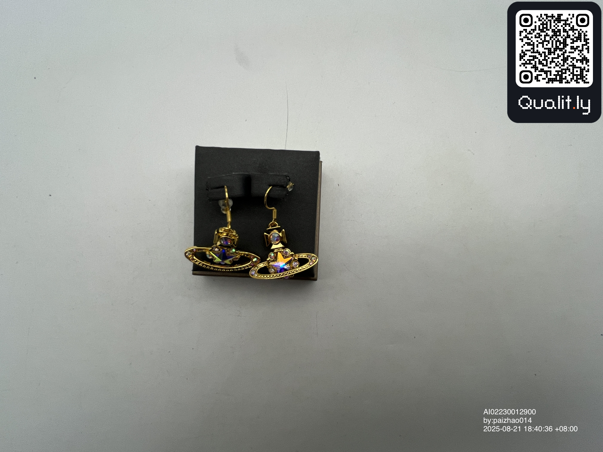 Jewelry QC photo 3 of 3