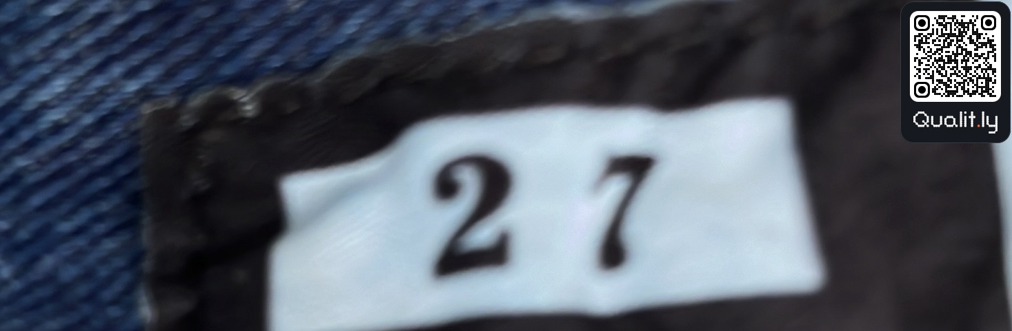 Jeans — QC-foto 1 av 4