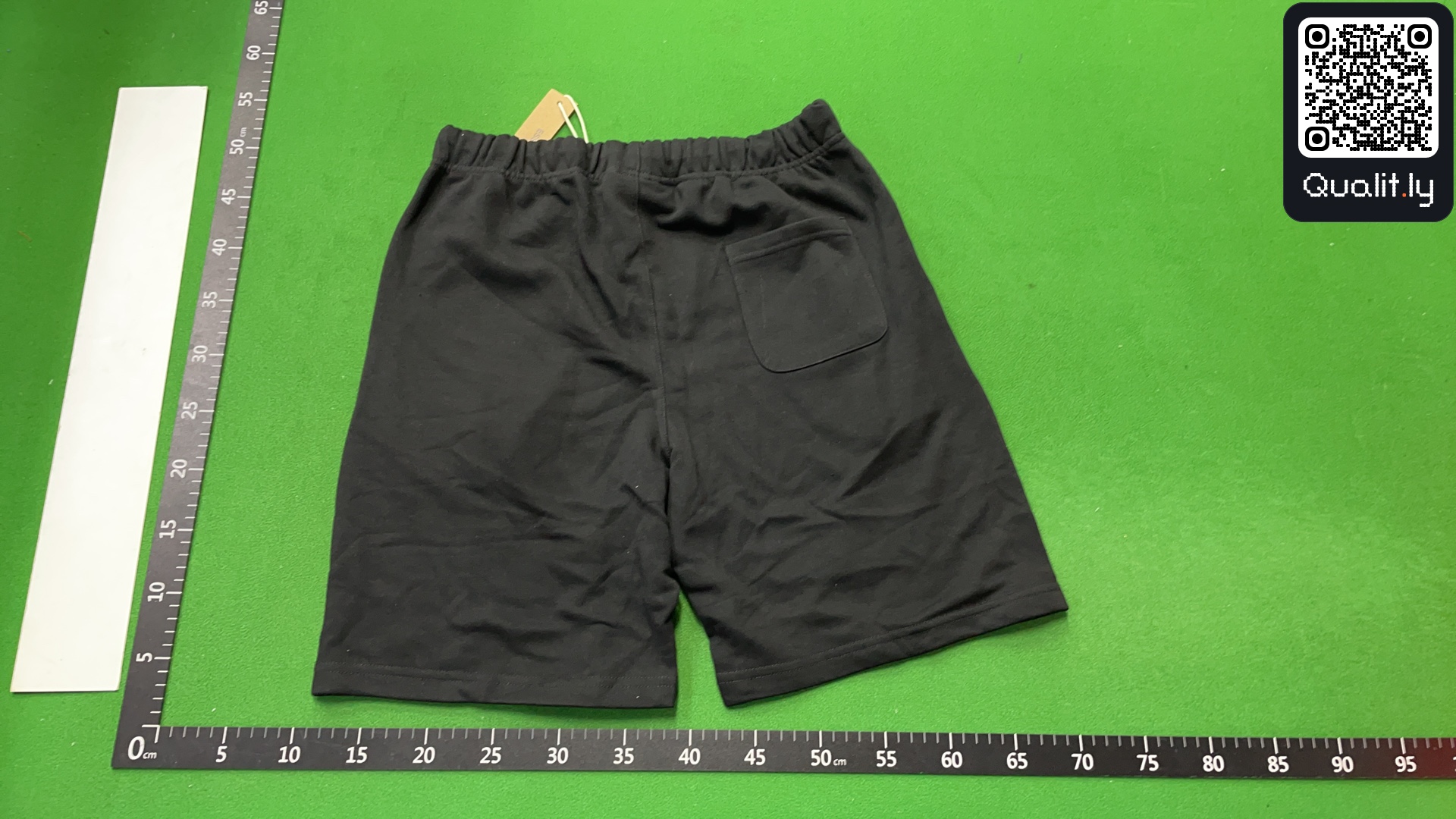 Shorts QC photo 3 of 136