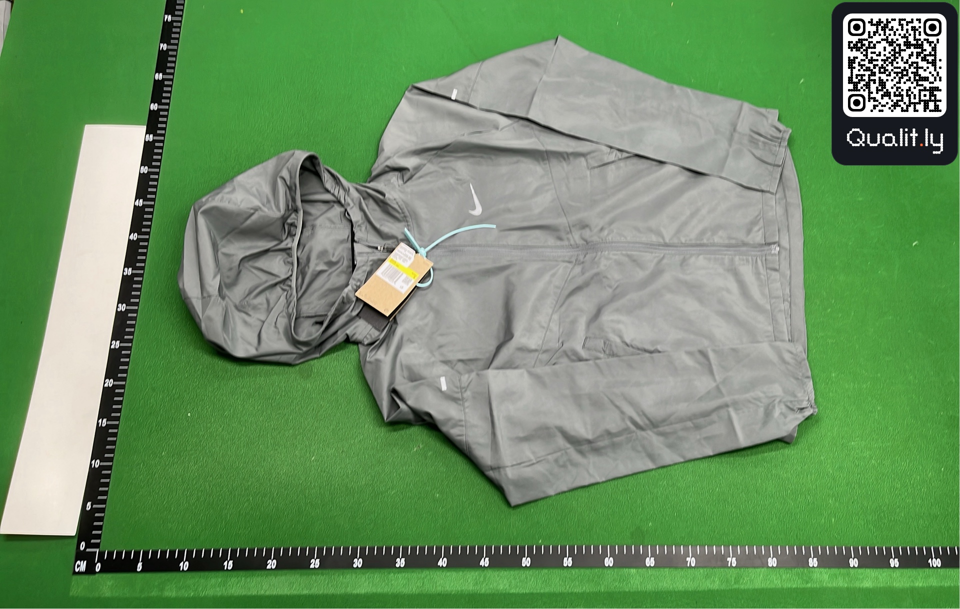 Veste — photo QC 2 sur 8