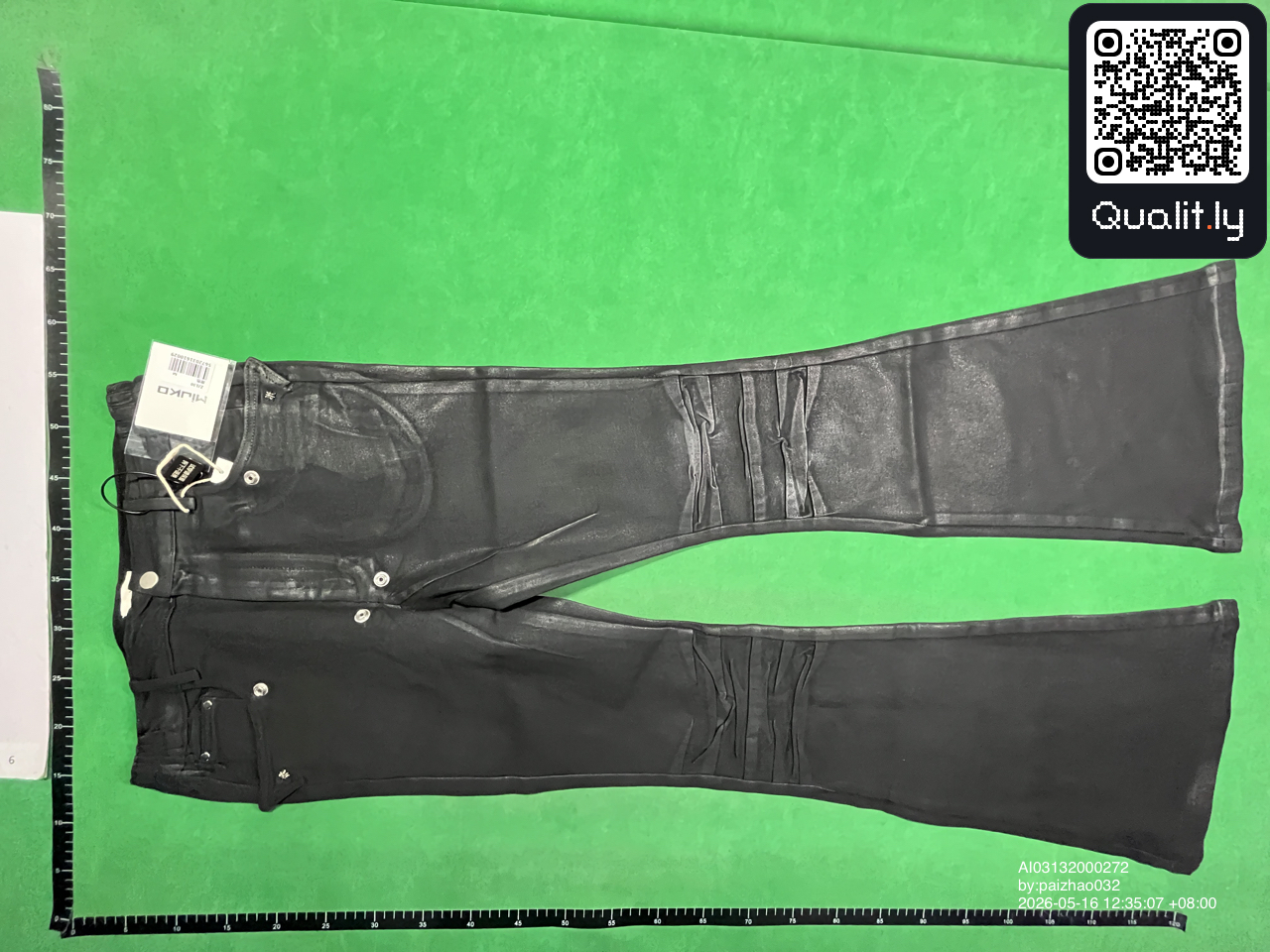 Jeans — QC-Foto 3 von 8