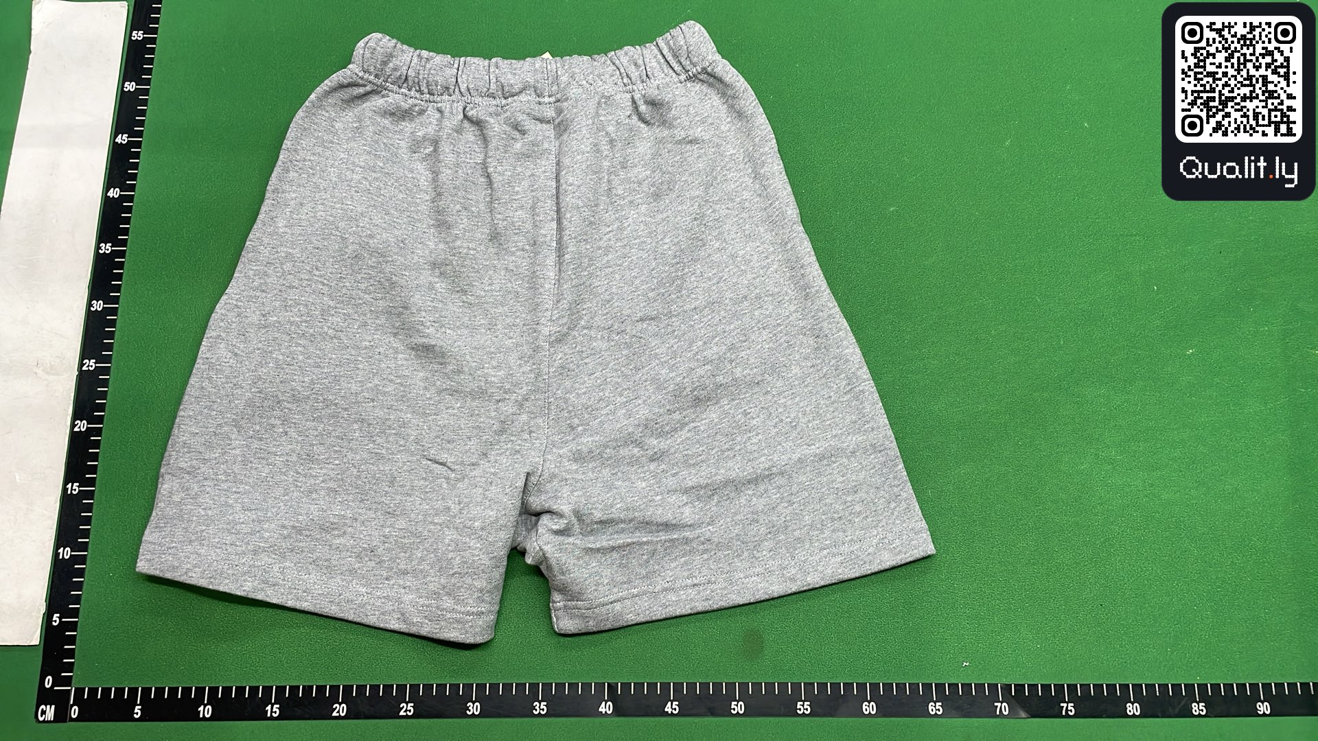 Pantaloncini — foto QC 3 di 28