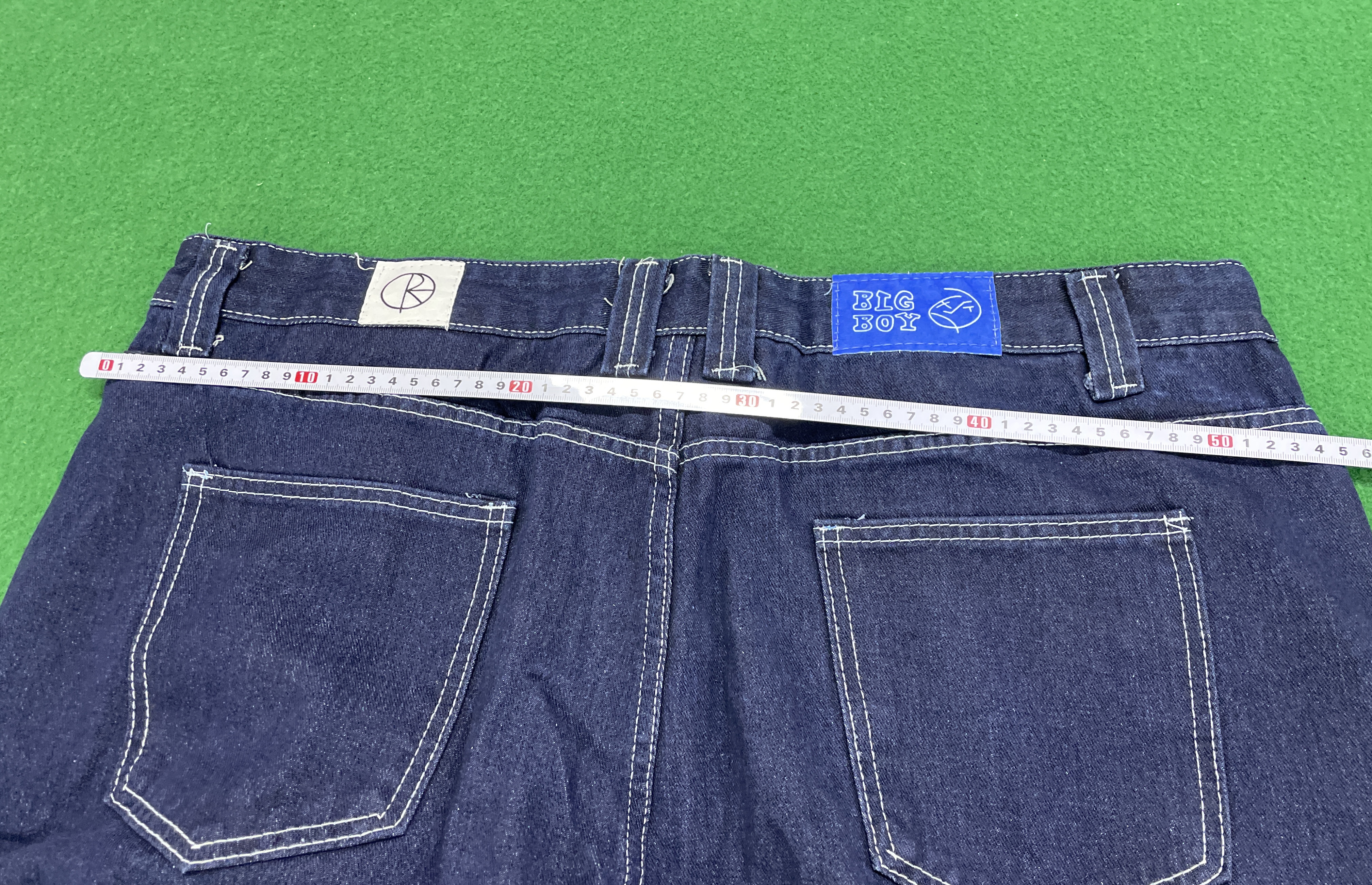 Jeans QC photo 3 of 33