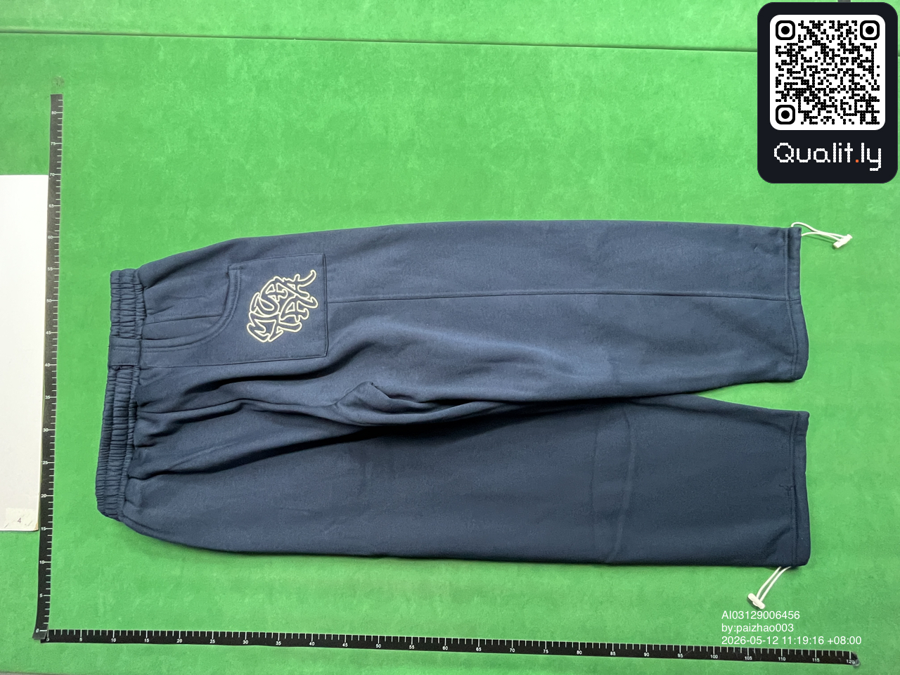 Pantaloni — fotografie QC 1 din 34