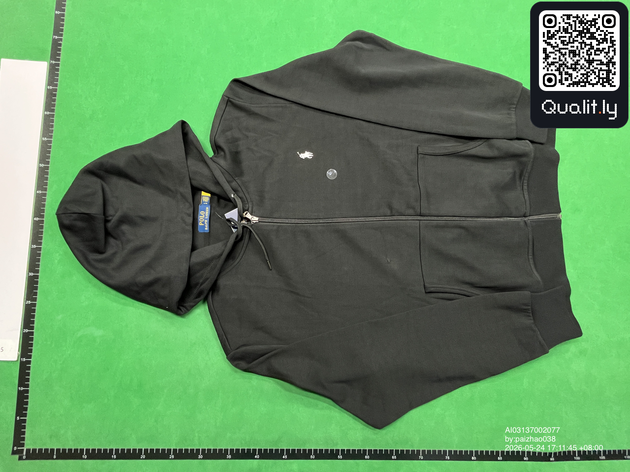 Hoodie QC photo 2 of 68