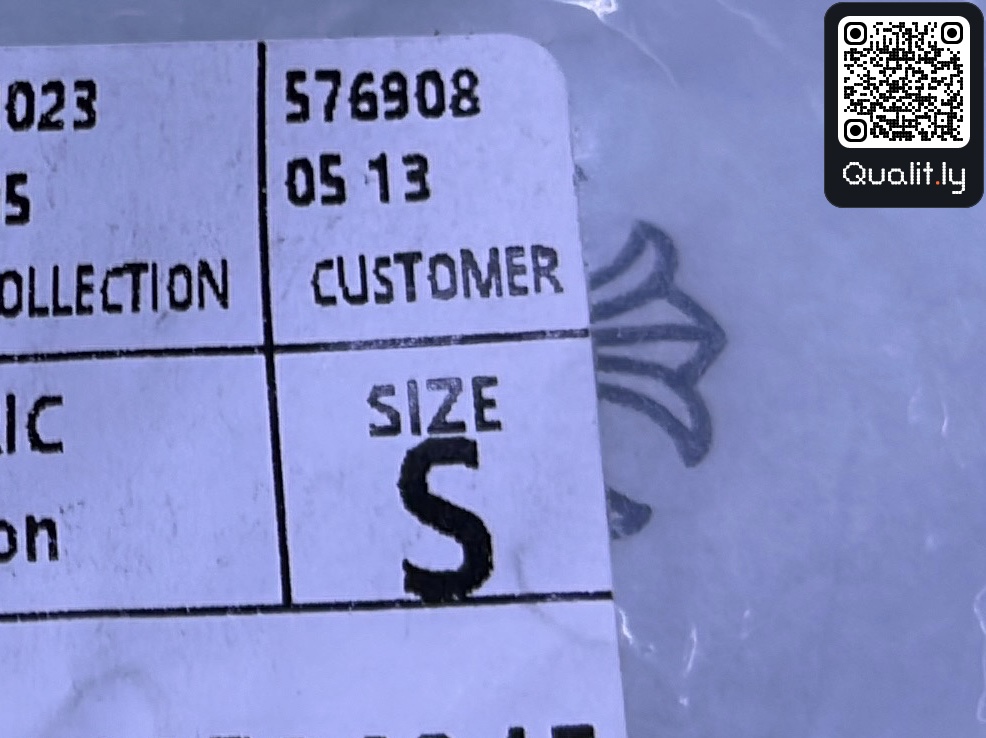 Hoodie QC photo 1 of 8