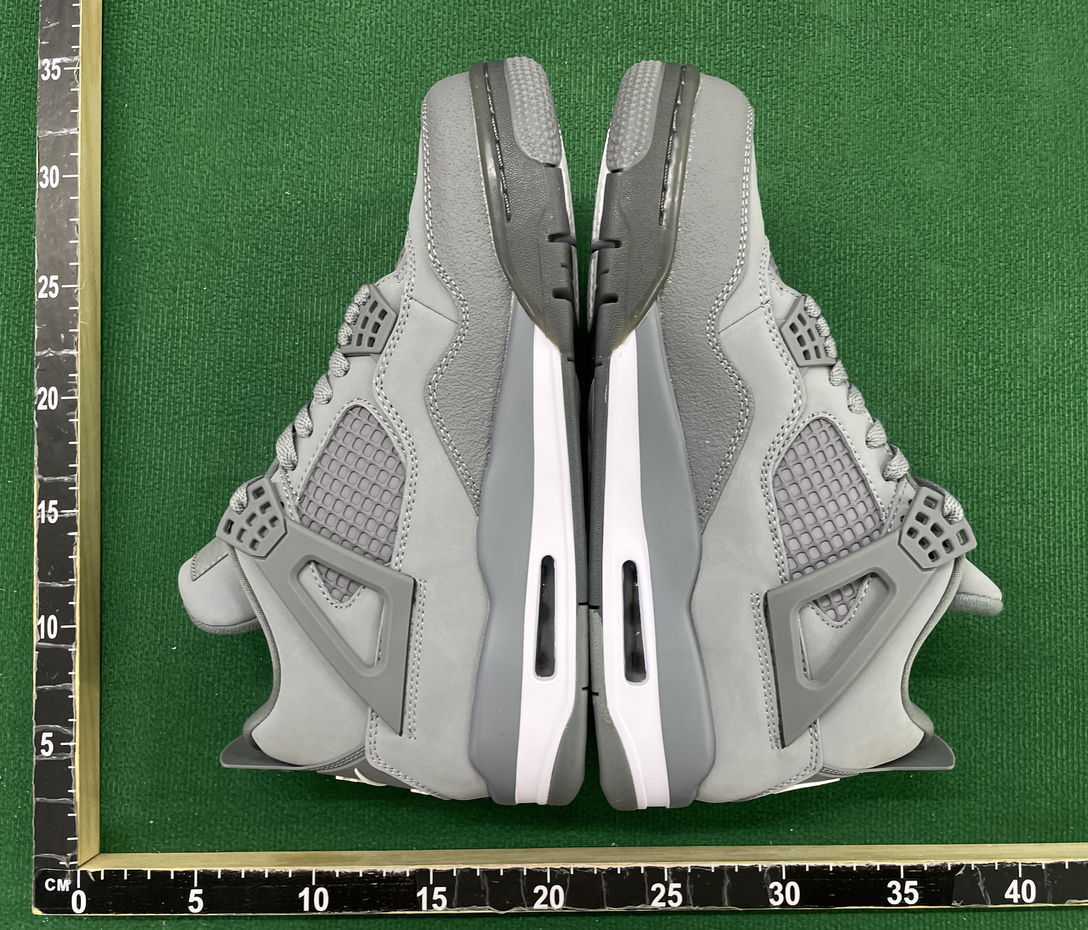 Foto QC 1 de 49